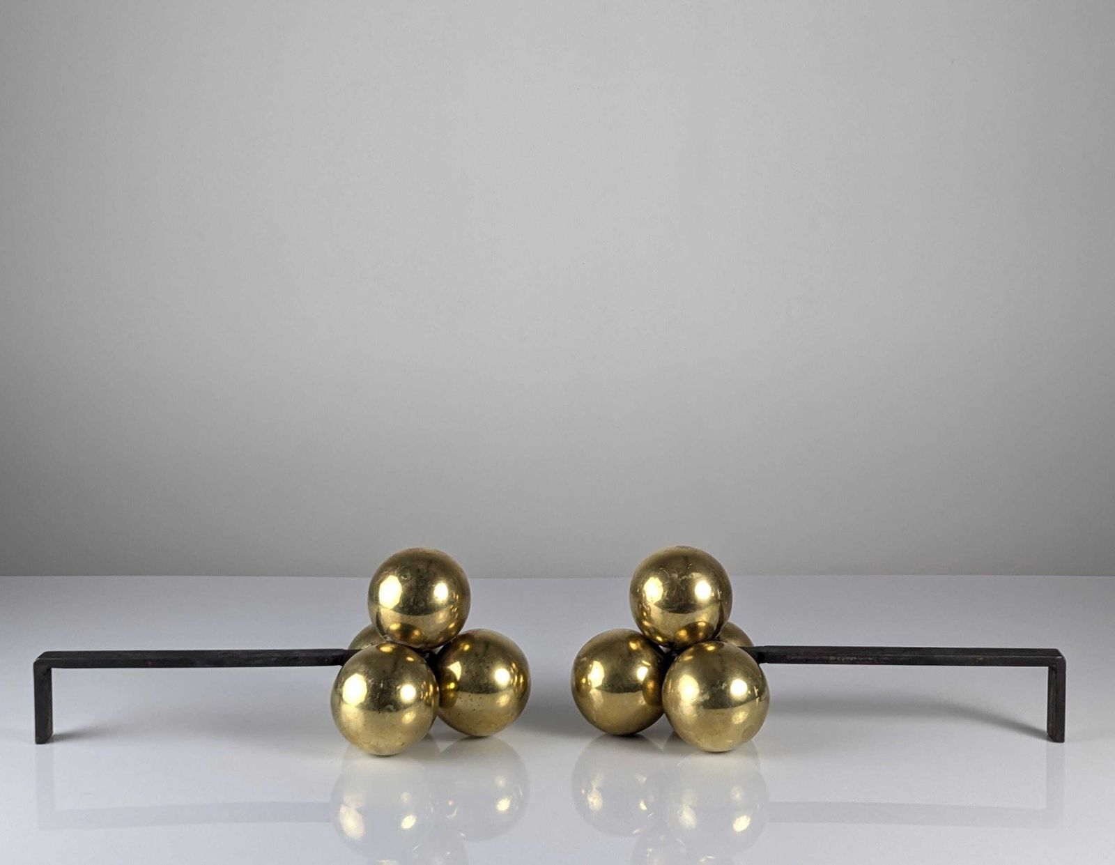 Chenets en bronze et fer forgé, par Jacques Adnet, années 1930 photo for sale