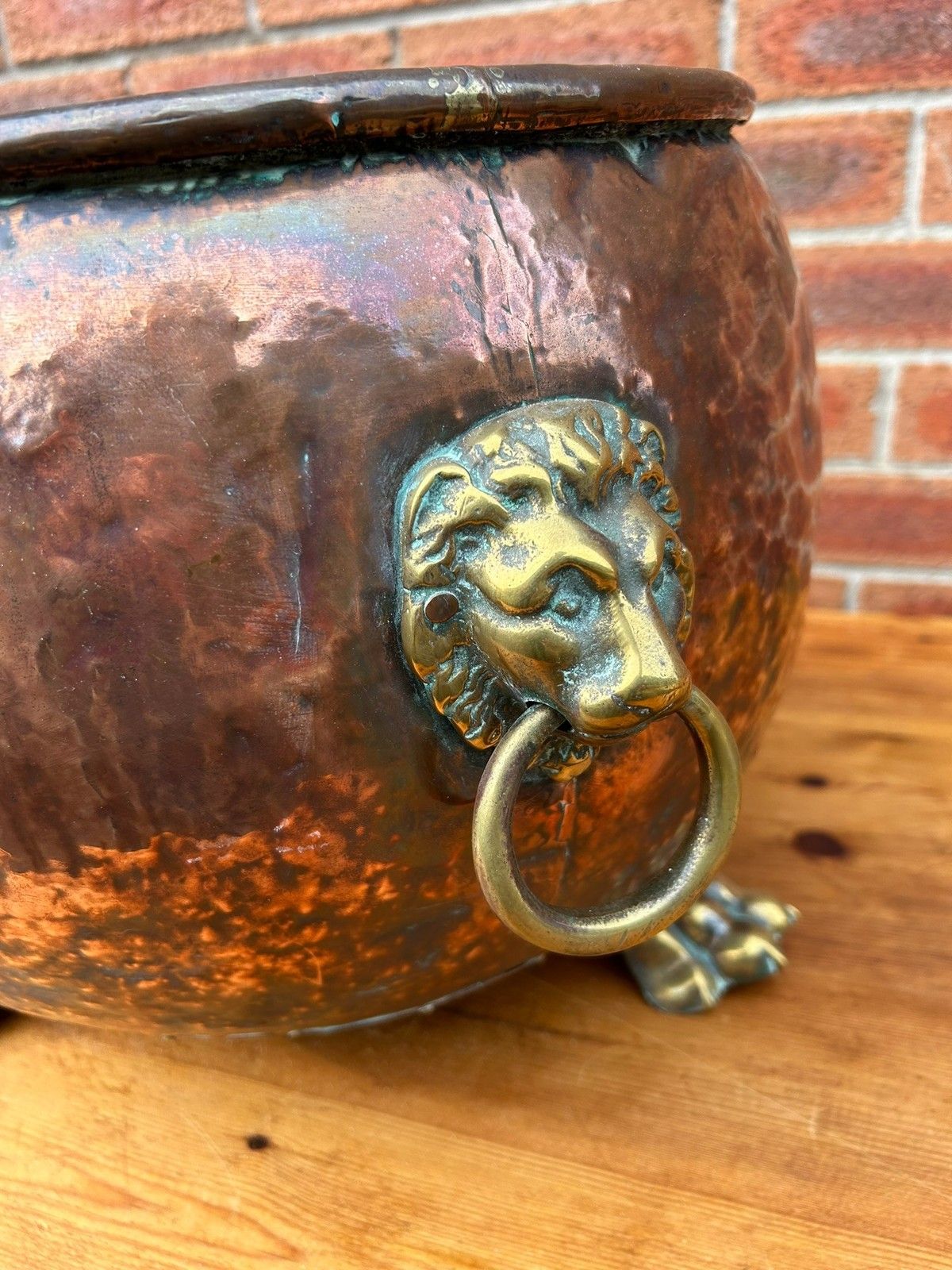110.0 Antique 19th Century Arts & Crafts Copper Lions Head & Paw Log Bucket Planter photo