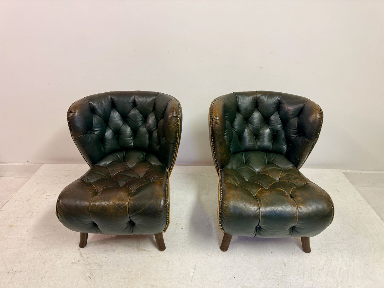Pair Of 1940s Danish Lounge Slipper Chairs In Green Patinated Leather photo Furniture