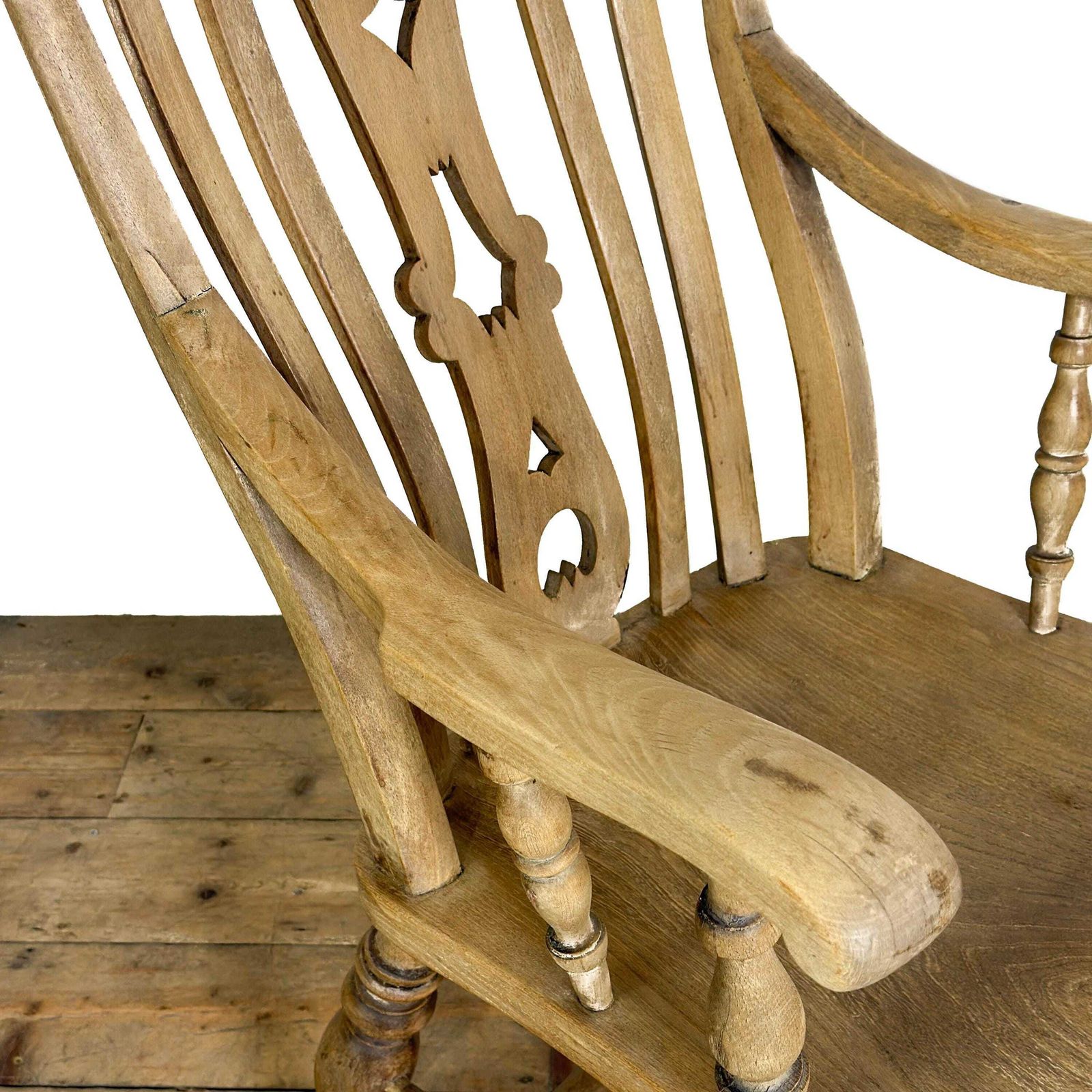 Antique Traditional Windsor Armchair | Antique Windsor Chair | Antique Furniture | Antique Armchair | Home Study (M 6926) photo Furniture