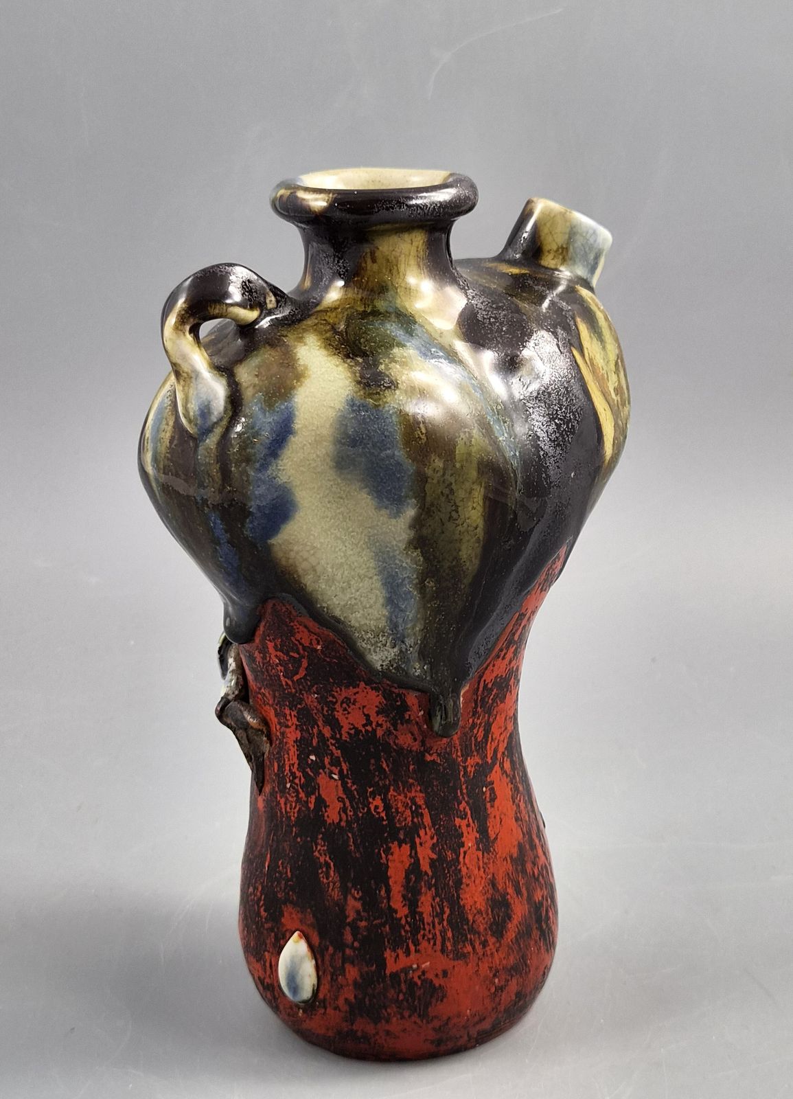 Japanese Sumida Gawa Vase By Inoue Ryosai, Figures On A Cliff, Meiji–Taishō C.1900–1920 photo 800.0