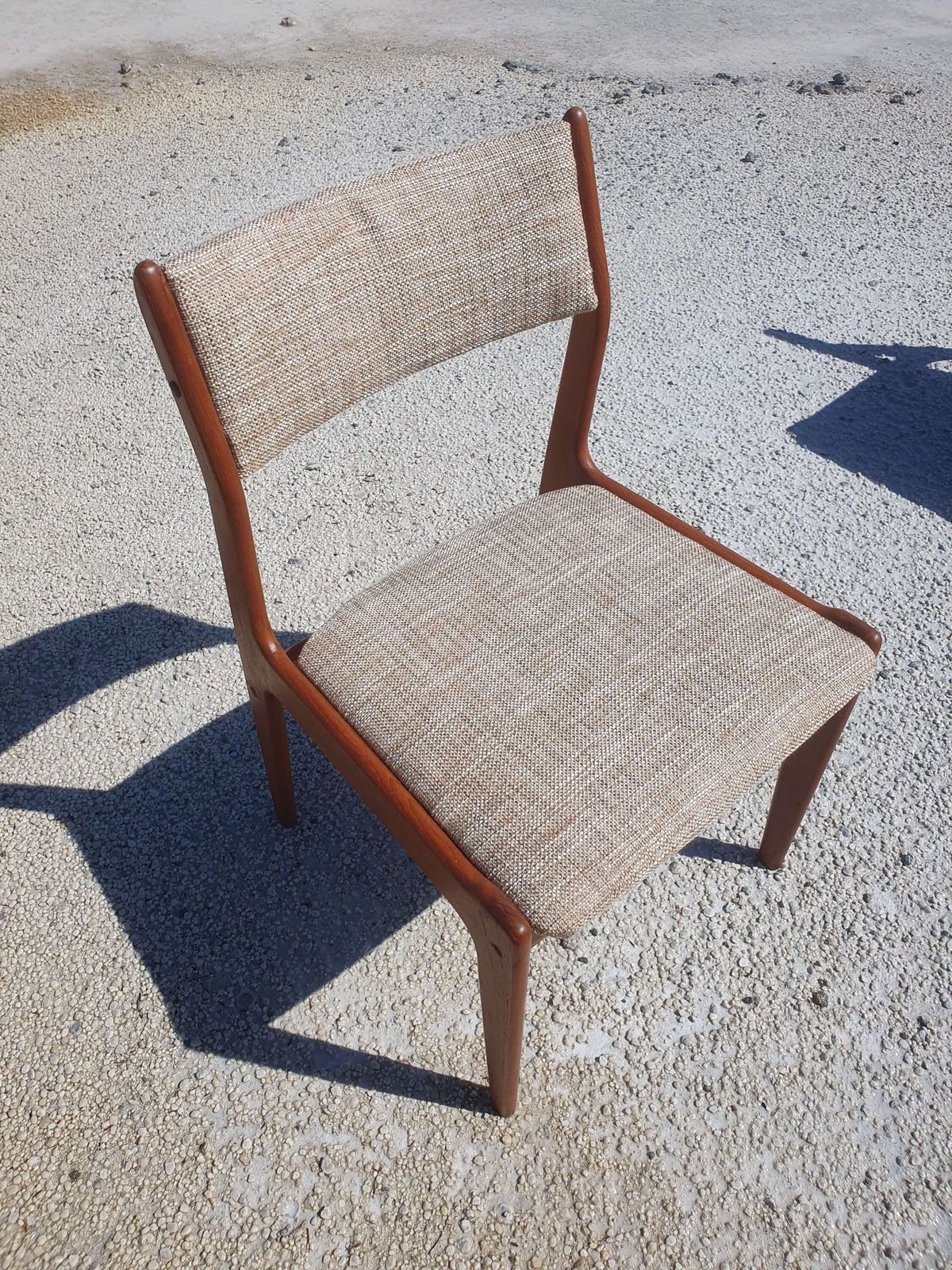 photo for sale A Pair Of Model 7171 Dining Chairs By Johannes Andersen For Udlum Mobelfabrik. Denmark.