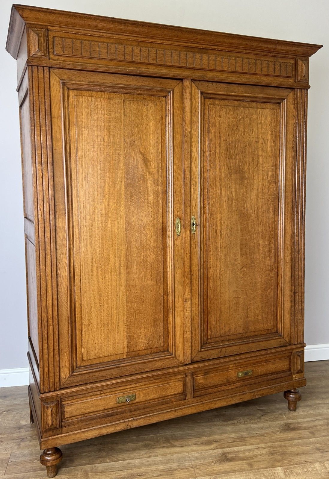 Wardrobe Antique French Style Oak Two Door Carved Armoire Cabinet Lot 6143