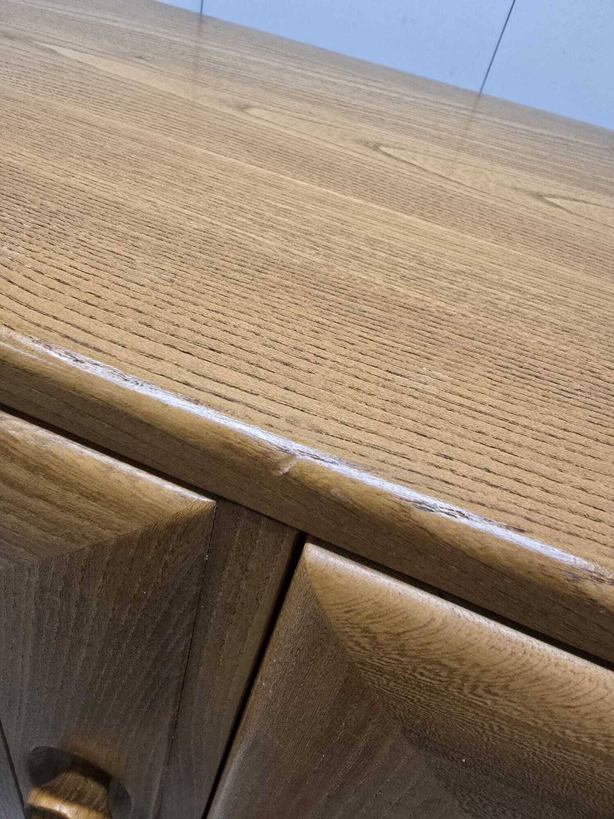 Ercol Windsor 468 Sideboard, 1980s photo vinterior