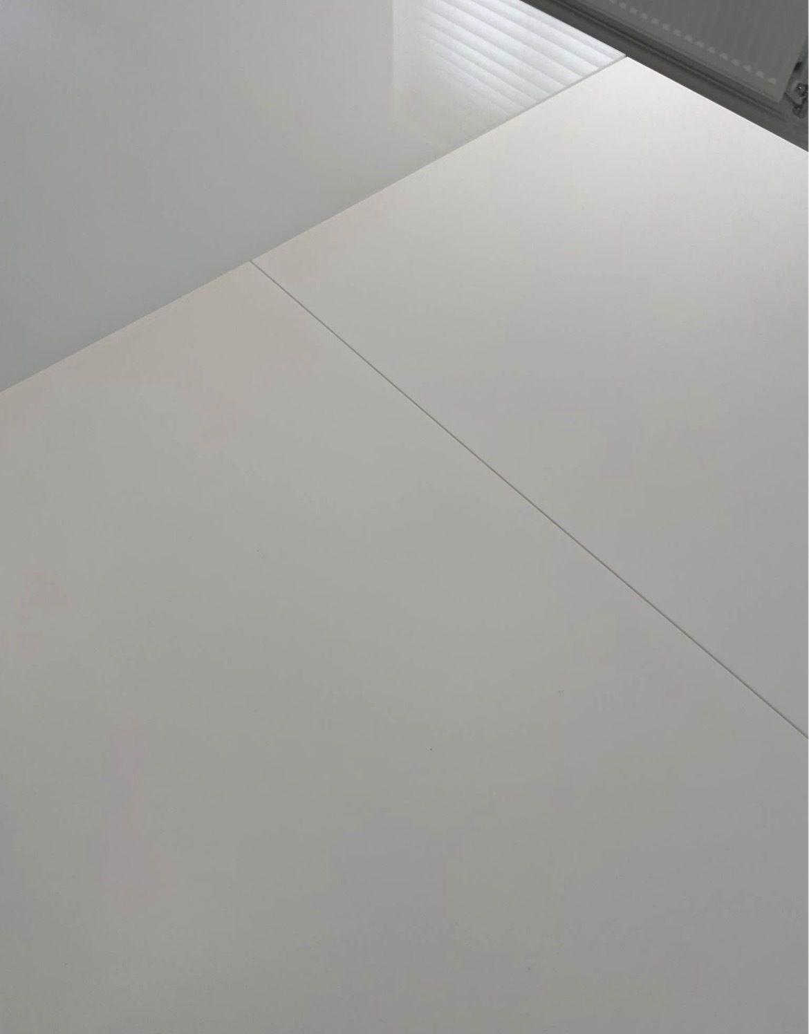 Bo Concept Milano Dining Table photo furniture