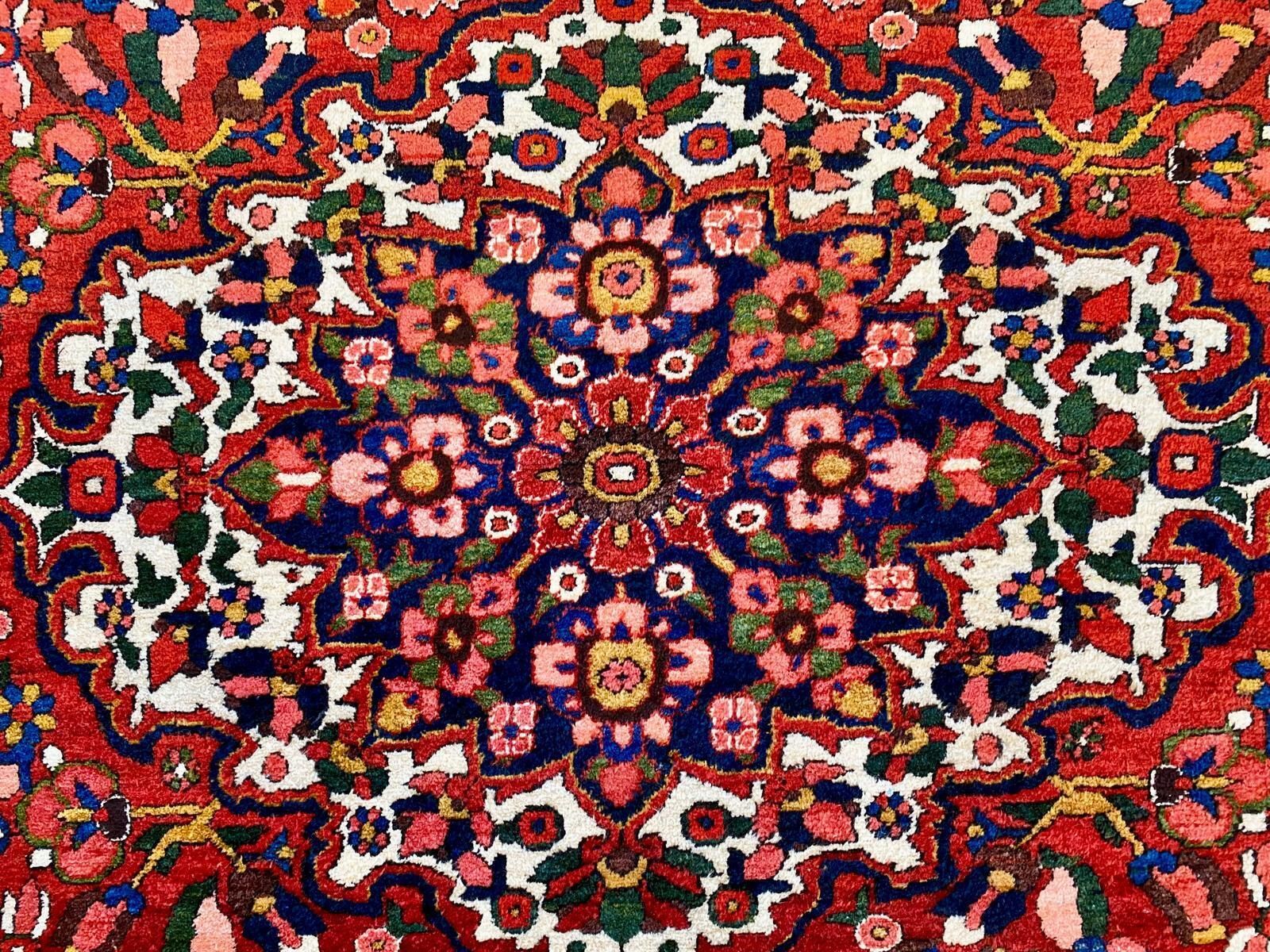 Antiek Bakhtiari tapijt 203x153cm photo for sale