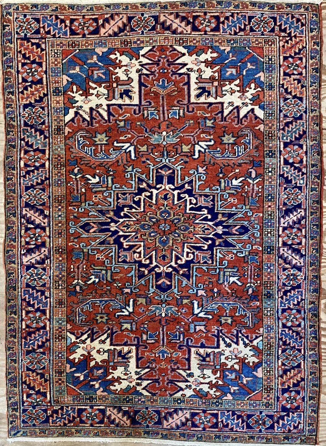 Antiek Heriz tapijt 187x133 cm