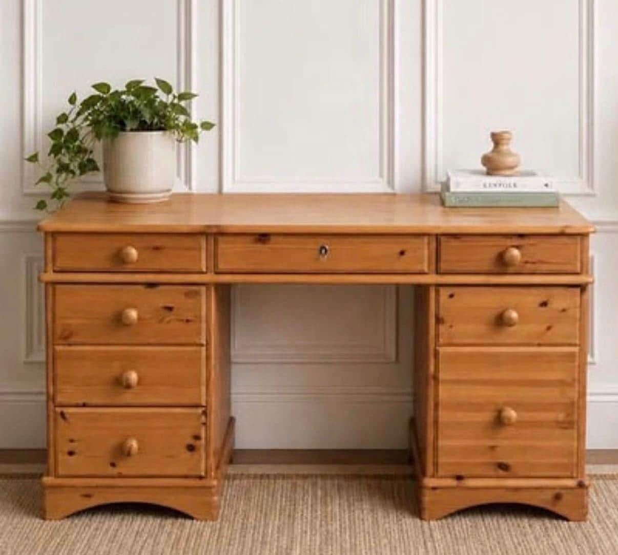 Large Pine Captains Desk With Lockable Key