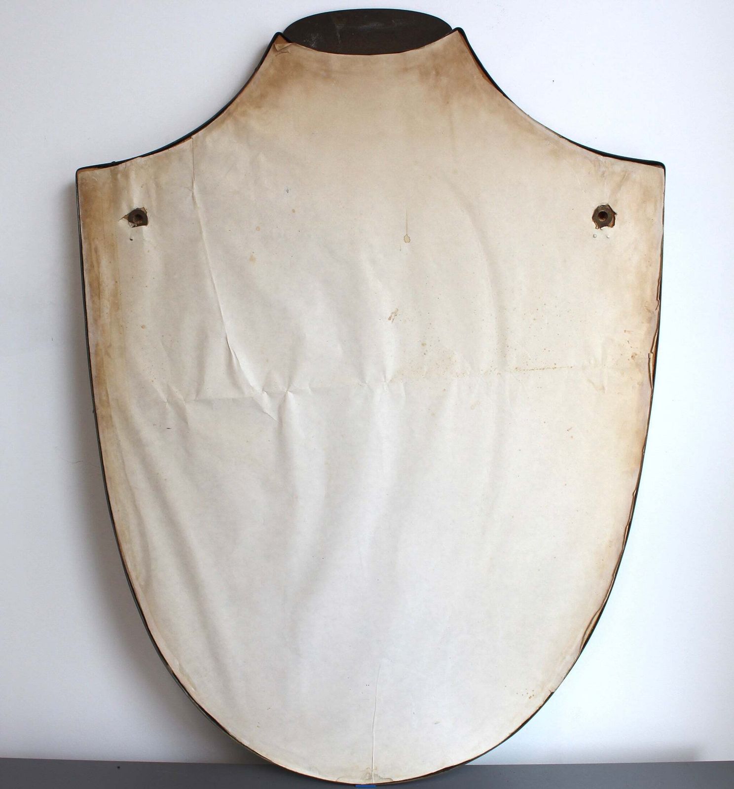 photo vintage Mid Century Italian Wall Mirror With Beaded Brass Frame And Hammered Decoration (Circa 1950s)