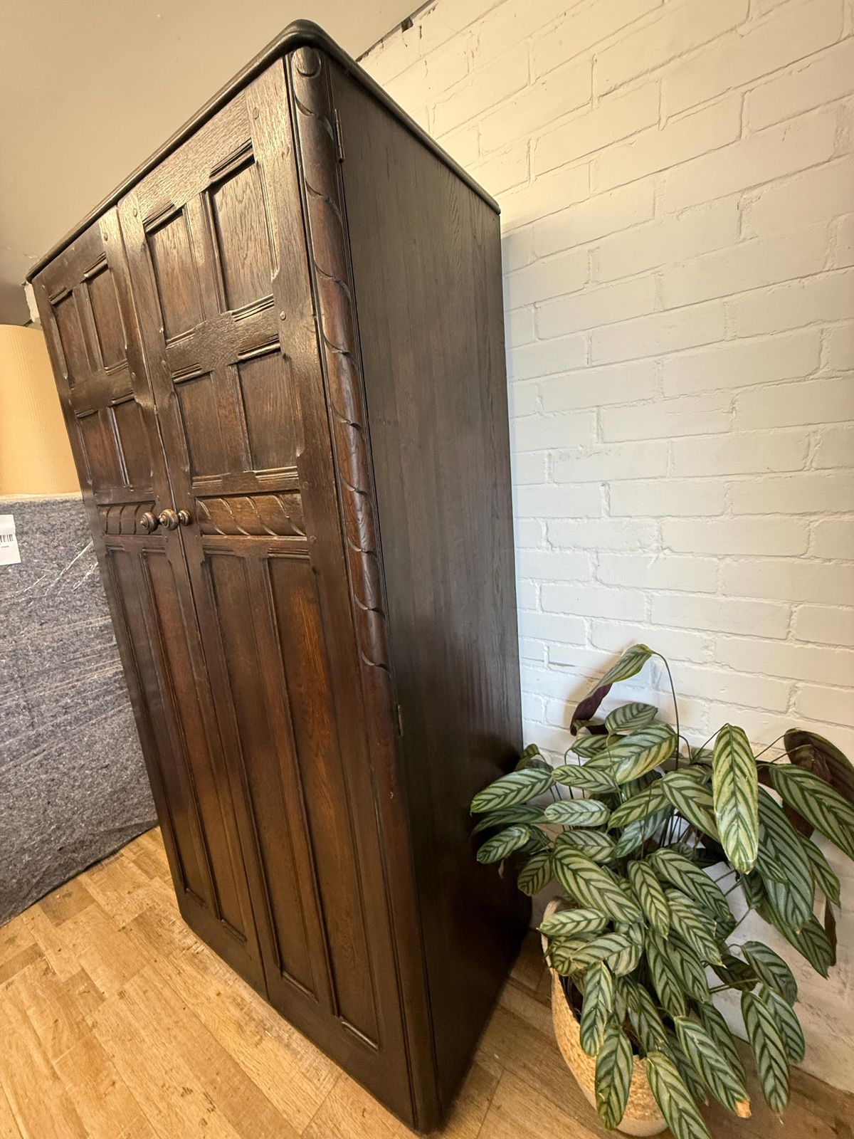 Early Ercol Solid Oak Wardrobe | C.1951–1957 photo vinterior