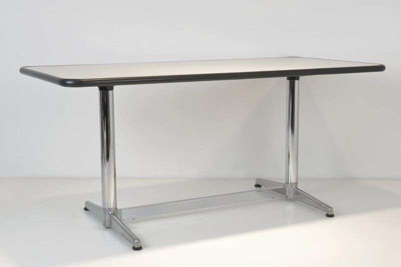 Worktable In Aluminium By Giancarlo Piretti For Mobilier International, France, 1970 photo vinterior
