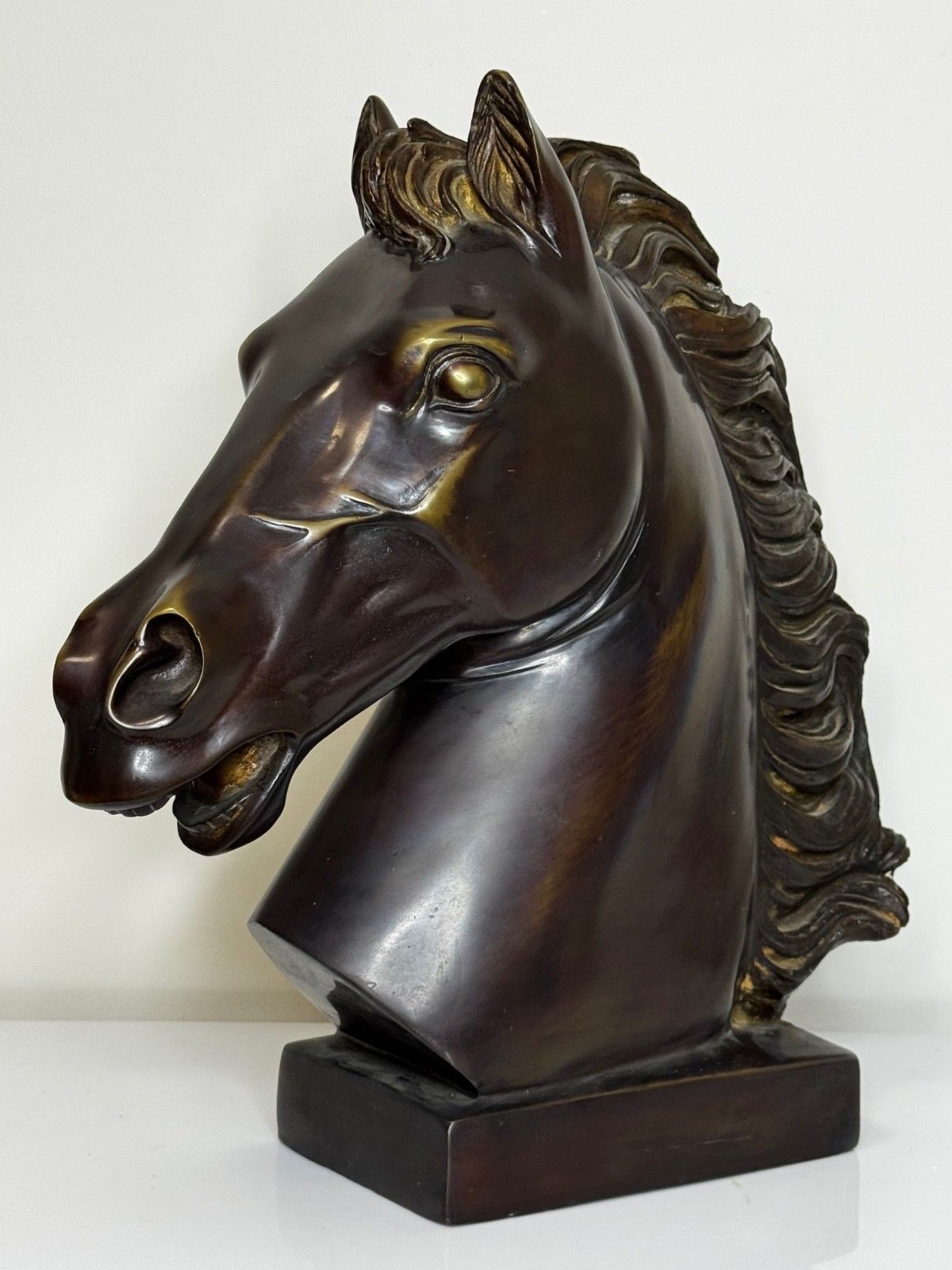 Mid-Century Italiaans bronzen paardenhoofd ca. 1950 naar Raffaello Romanelli photo furniture