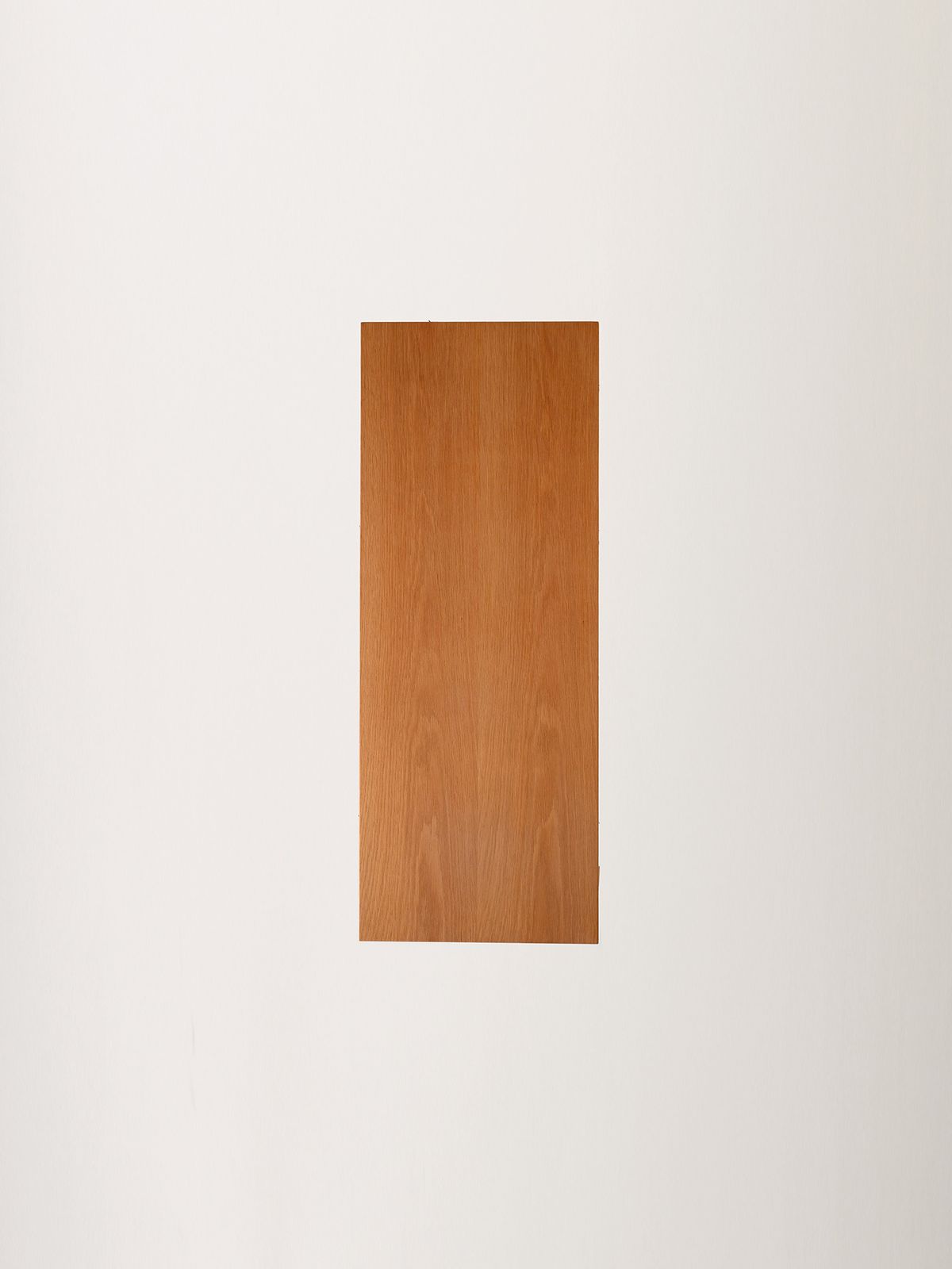 photo furniture Scandinavische eiken kast, ca. jaren 1960