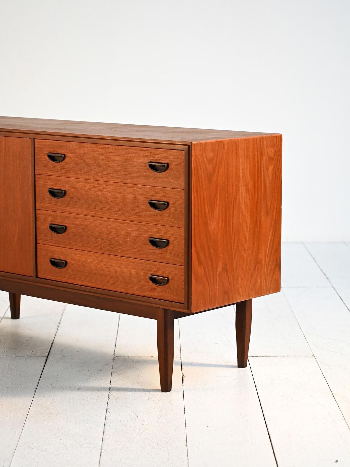 1960s Danish Teak Sideboard photo vinterior