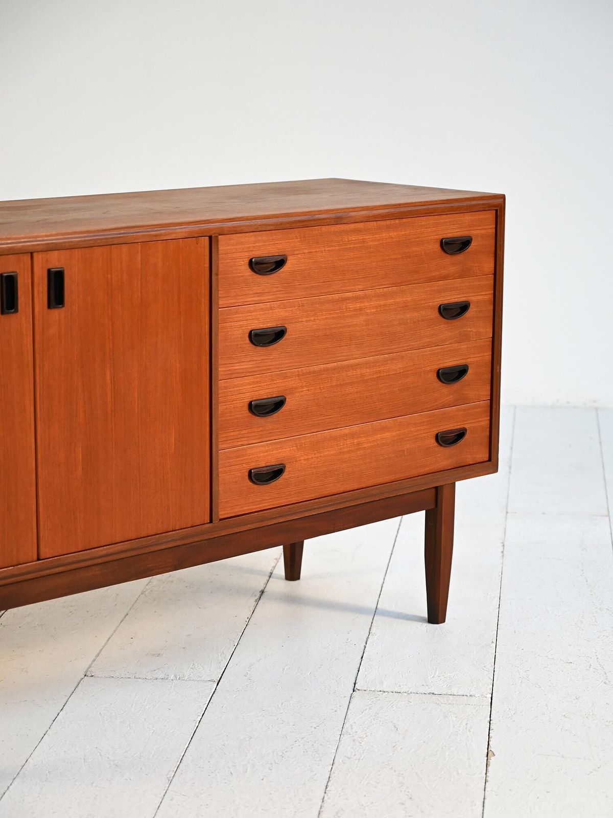 Deens teakhouten dressoir, jaren 1960 photo buy