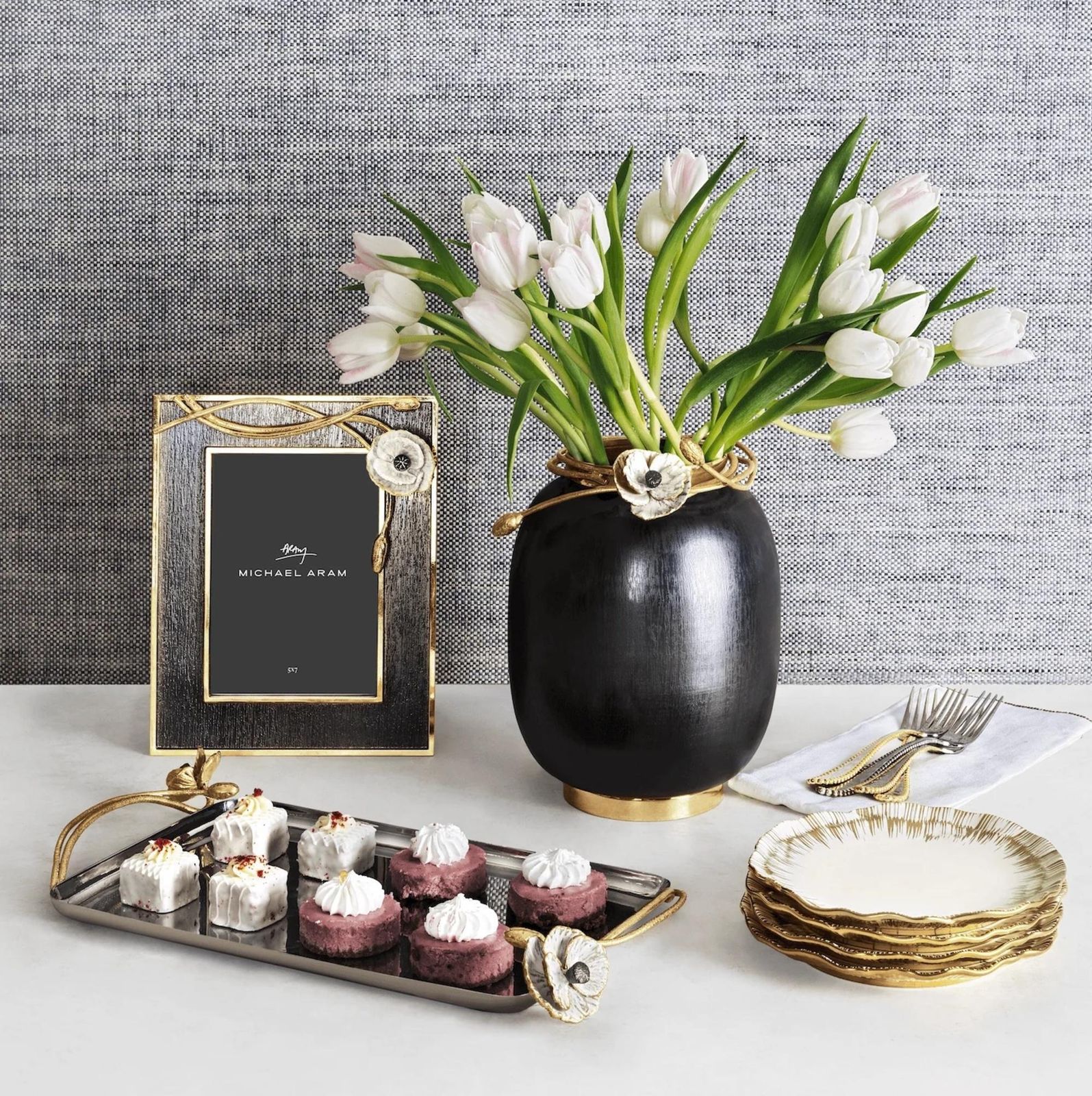 Pair Of Small Contemporary Black And Gold Metal Anemone Vase photo vinterior