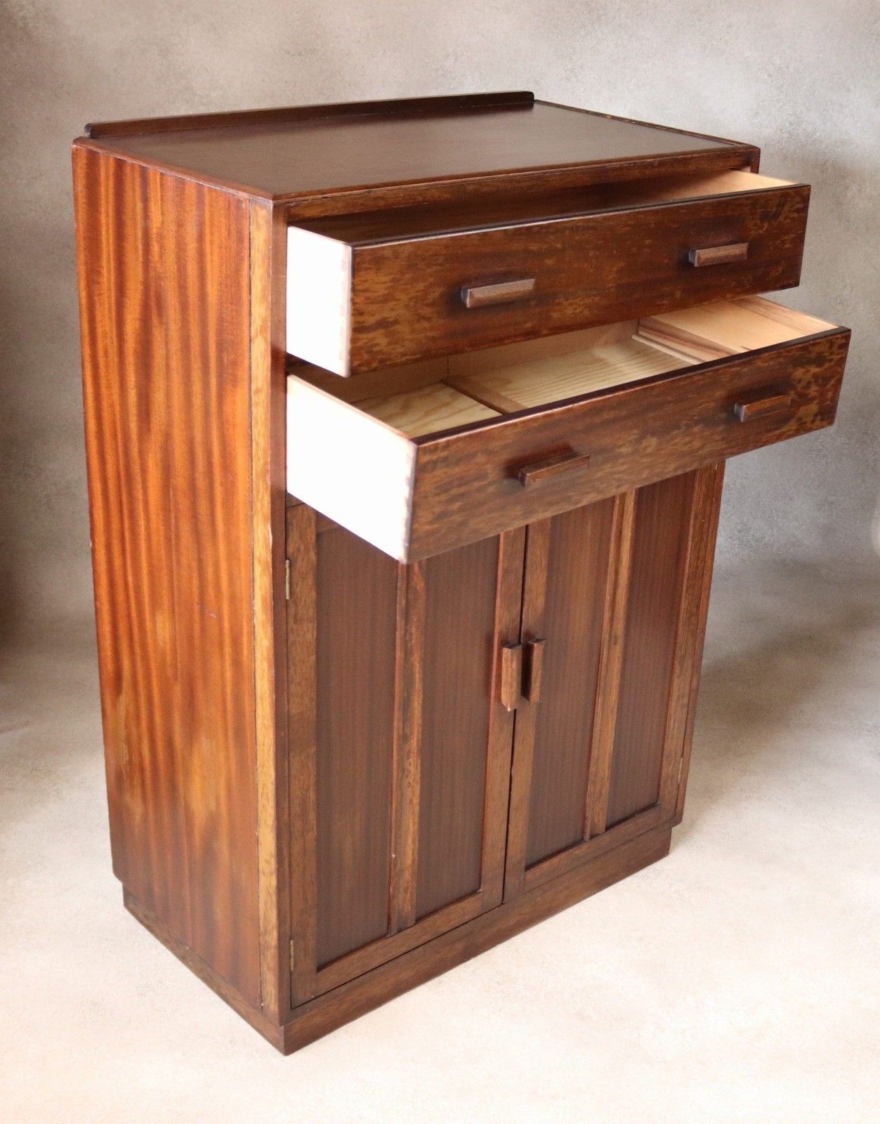 photo vinterior Vintage Mid Century Art Deco Style Utility Tallboy Linen Cabinet 1940s