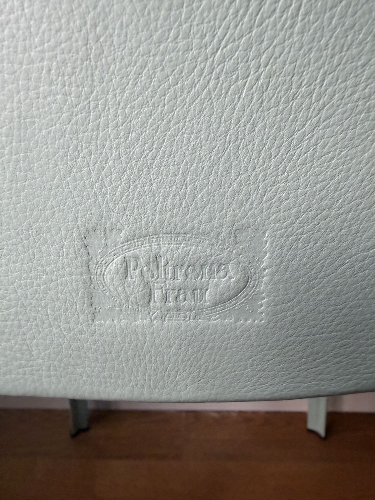Poltrona Frau Lola Dining Chairs Set Of 6 Celadon Leather Armchairs Italy photo 4500.0