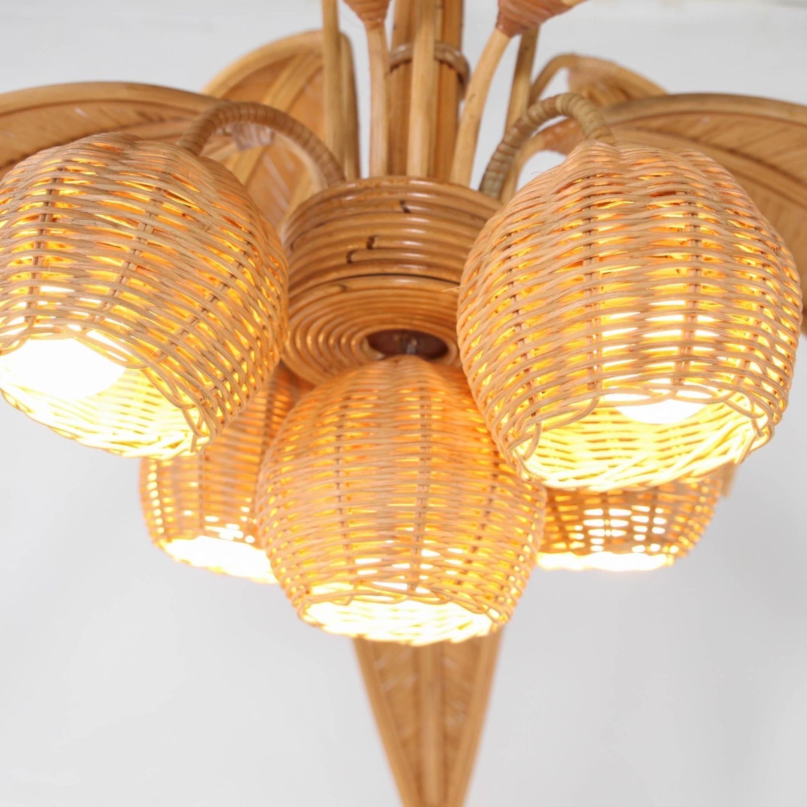 2553.0 Rattan "Palmtree/Coconut" Chandelier photo
