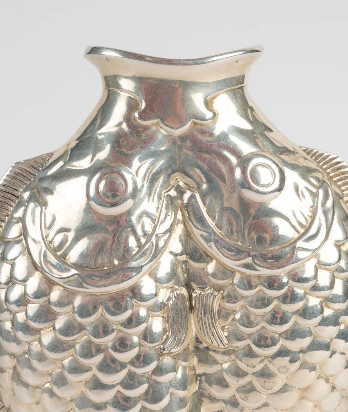 Christofle Silver Plated Vase With Two Fish, 20th Century. photo vinterior