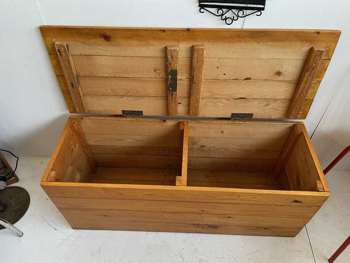 Large 1980s Era Pine Blanket Box Chest Or Ottoman photo 155.0