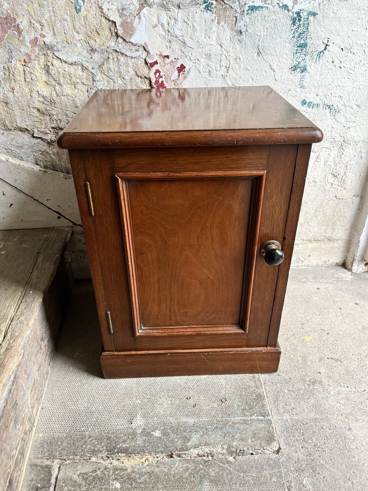 Small Victorian Mahogany Bedside Cupboard photo 285.0