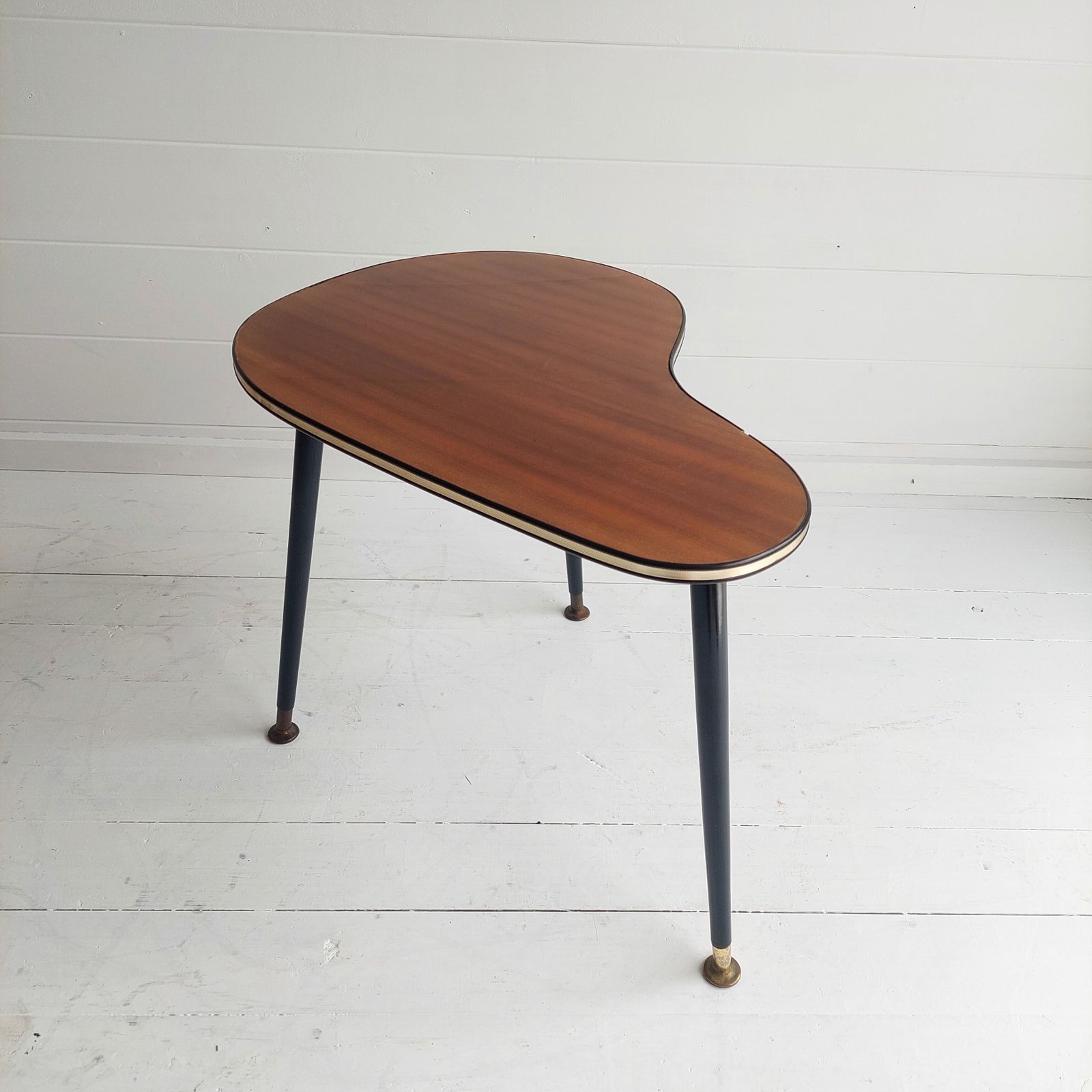 Mid Century Boomerang Side Table Vintage Kidney Walnut Small Table 50s photo buy