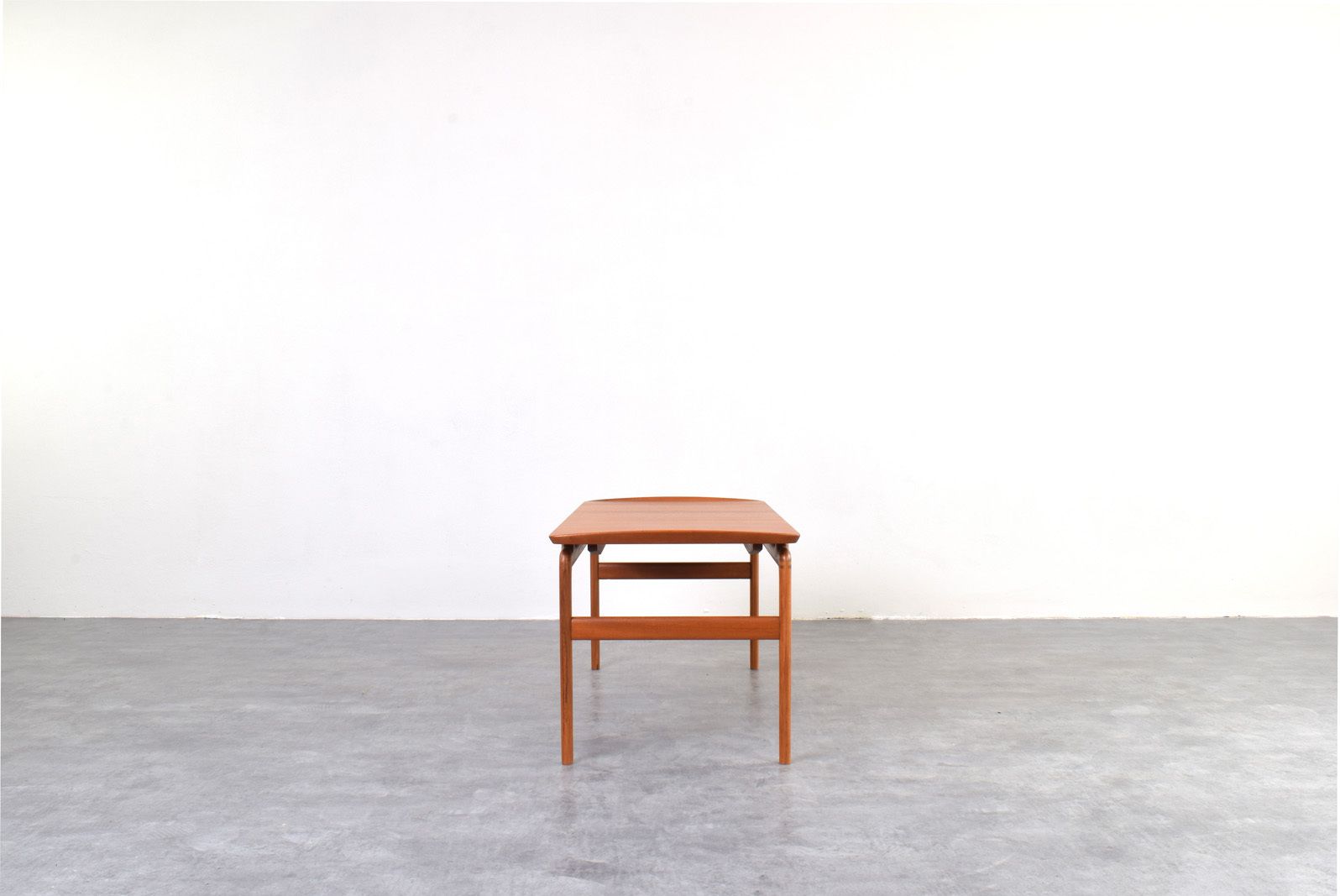 Teak Model 640 Coffee Table By Peter Hvidt & Orla Mølgaard Nielsen For France & Søn / France & Daverkosen, 1950s. photo vinterior
