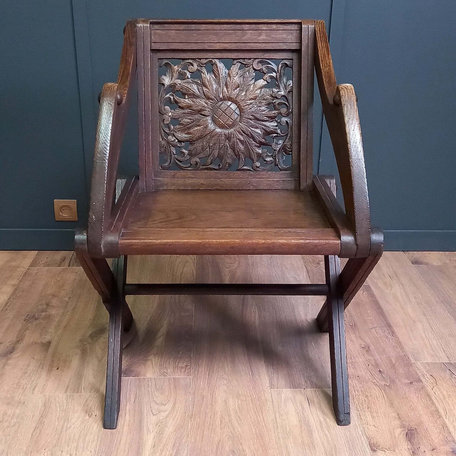 Antique Glastonbury Priest's Chair photo for sale