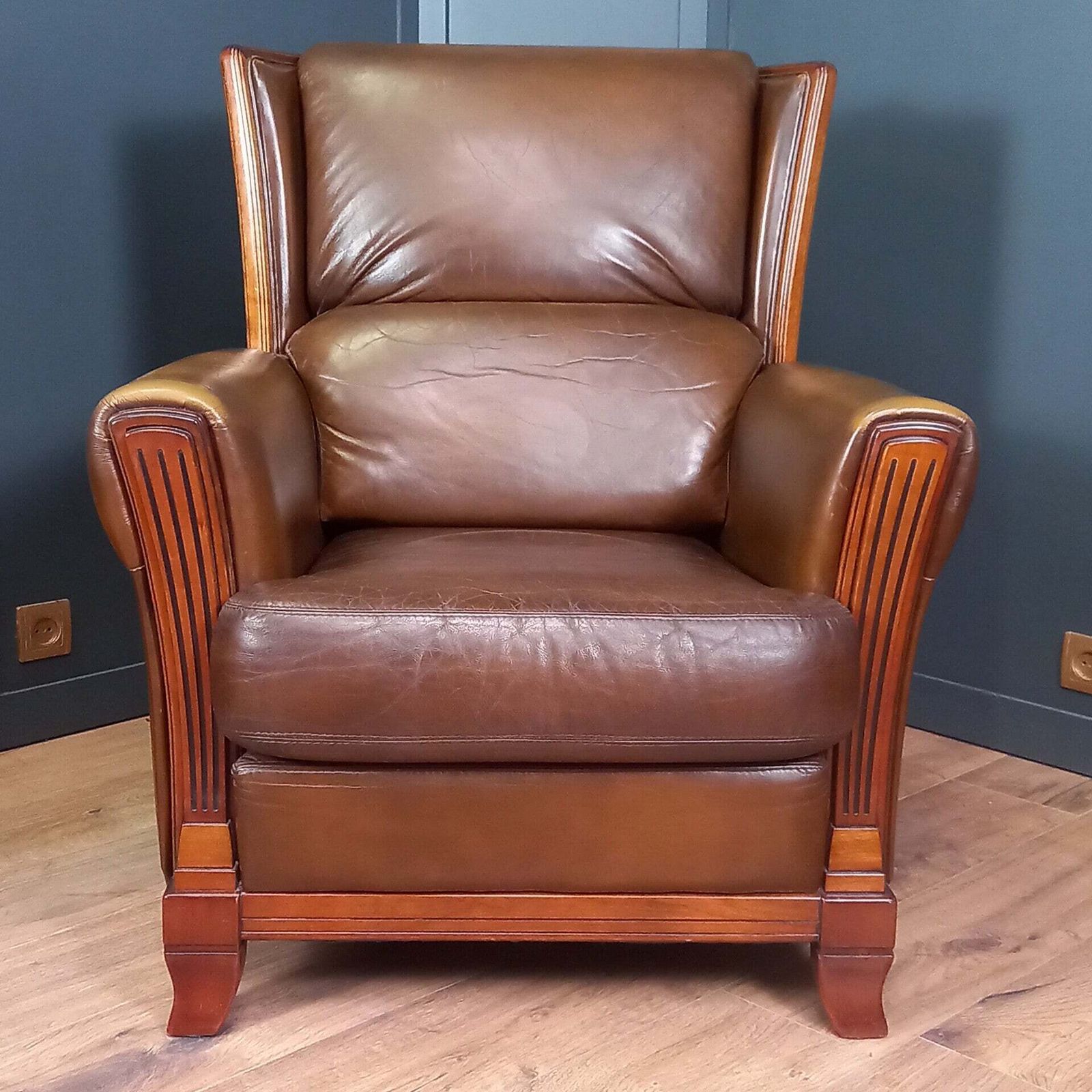 Sheep Leather Art Deco Club Armchair photo furniture