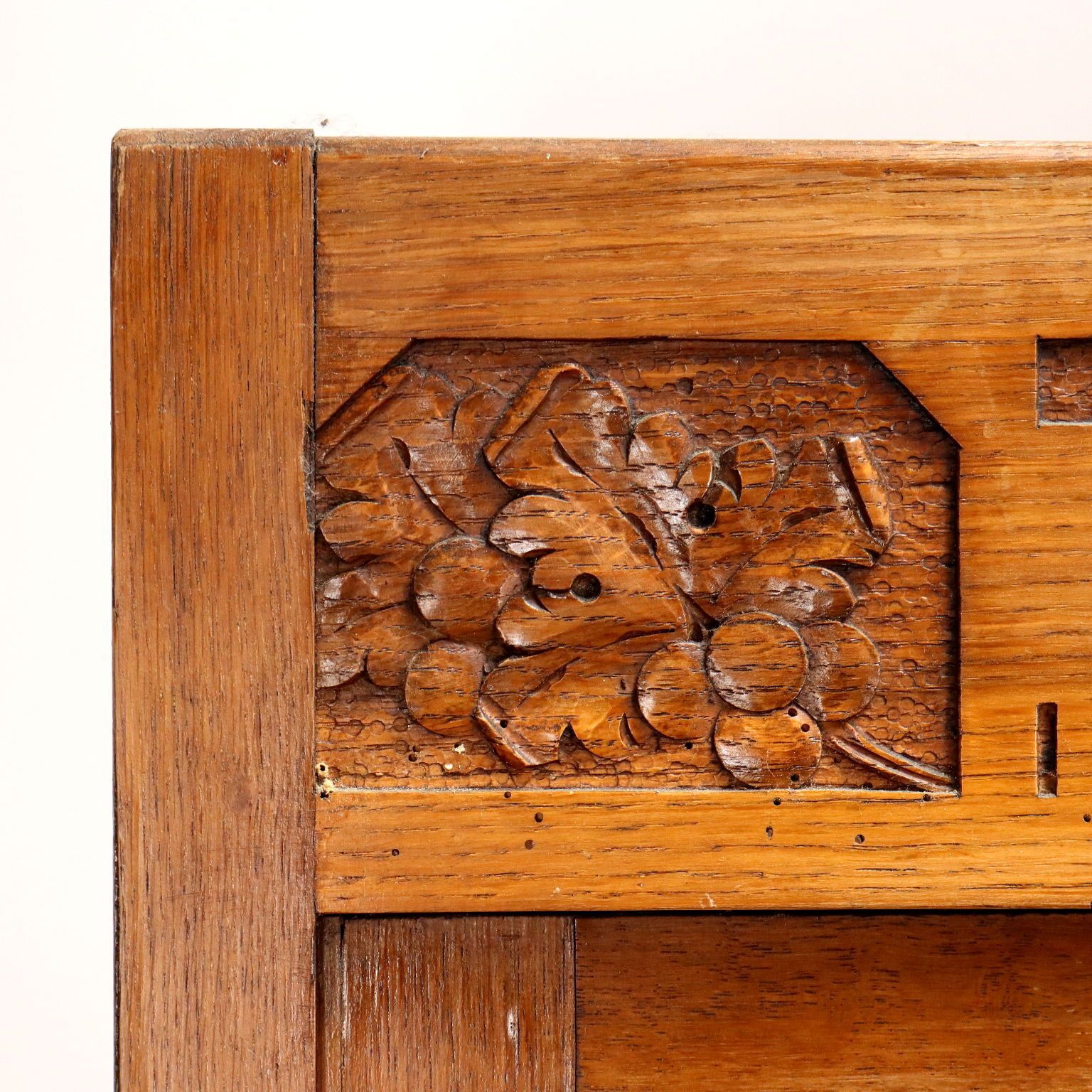 Armoire Art Nouveau en chêne, Italie, début du XXe siècle photo buy