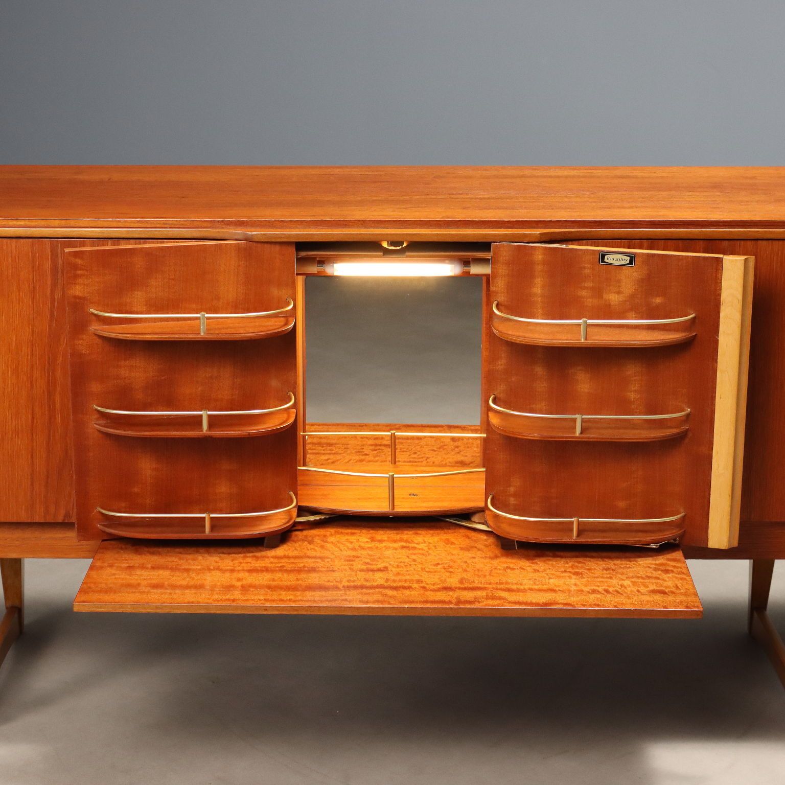 Sideboard Inglese Con Vano Bar photo Furniture
