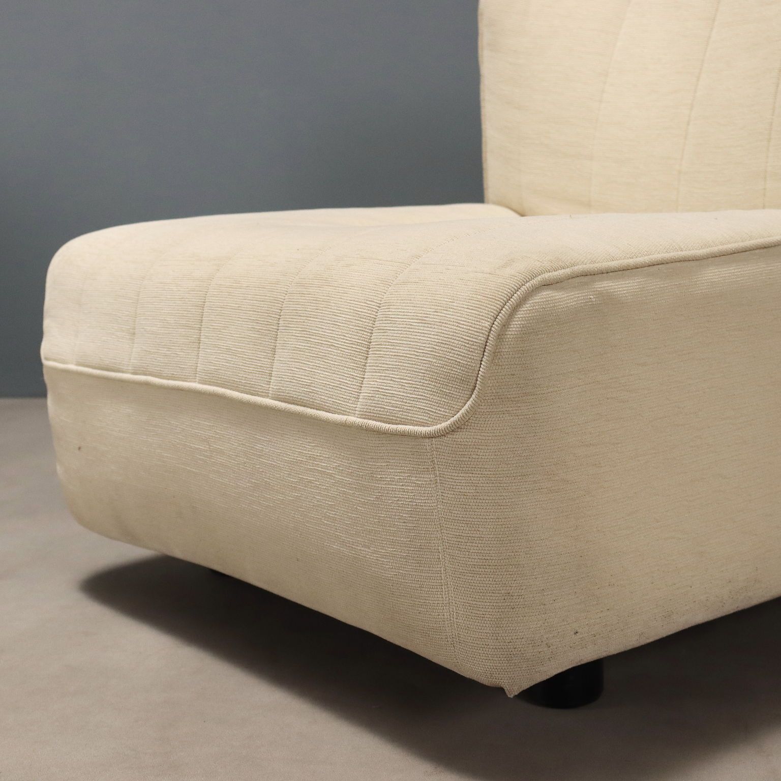 Vintage Arflex 9000 Armchairs Fabric Design Tito Agnoli 1970s photo vinterior