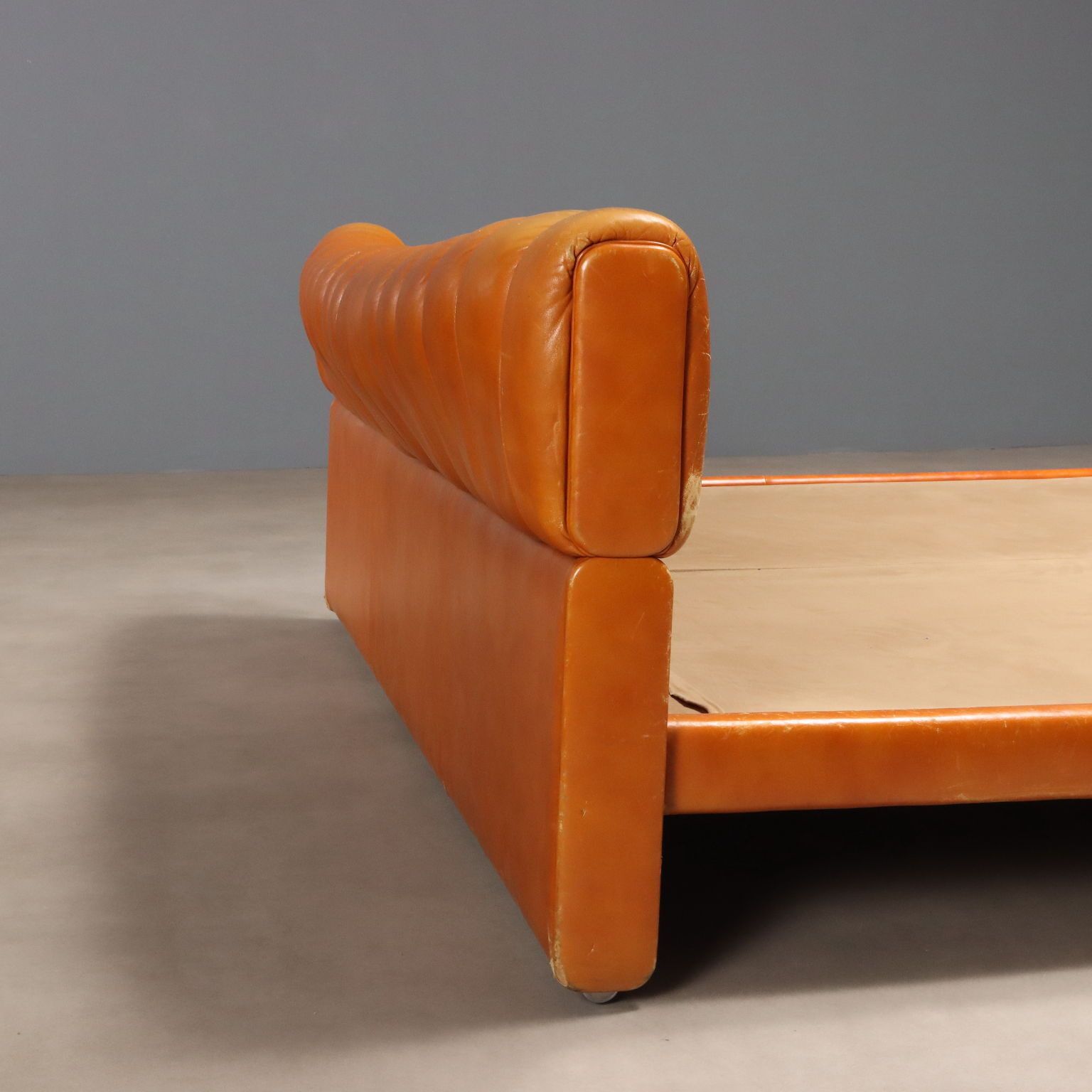 Letto Luigi Massoni Per Poltrona Frau photo buy