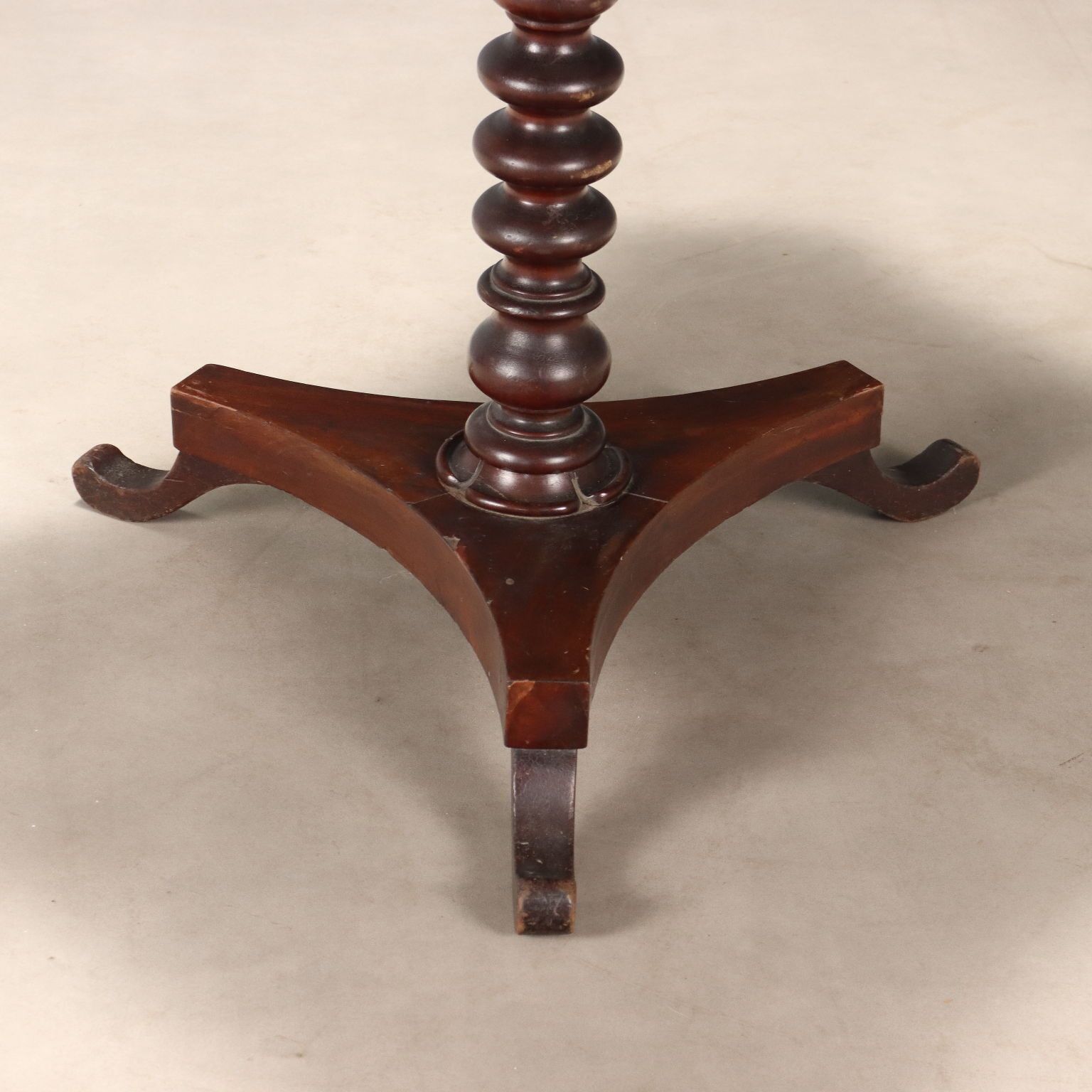 Petite table d'époque en acajou, Royaume-Uni, XIXe siècle photo buy