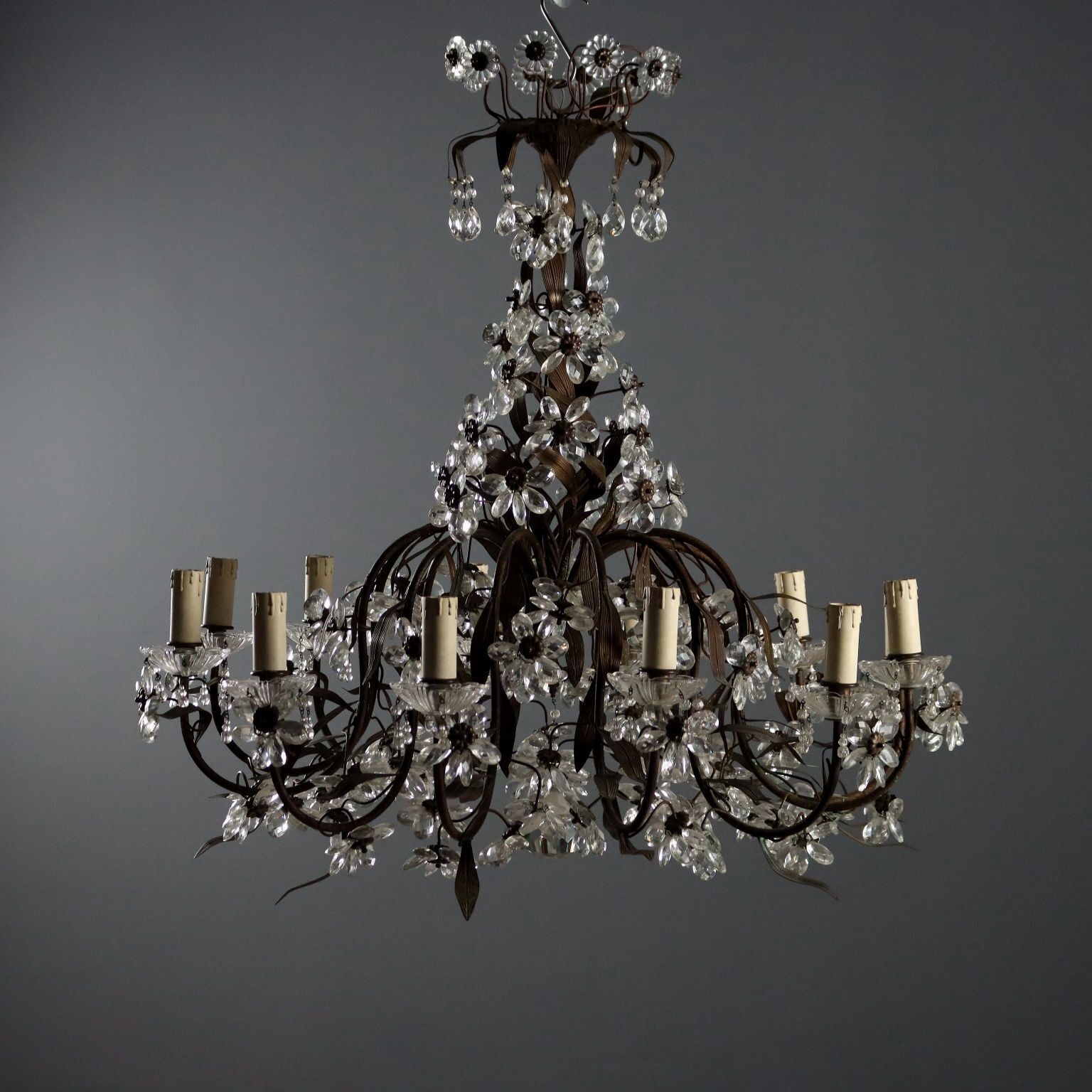 Antique Chandelier Iron Metal 12 Lights Italy XX Century
