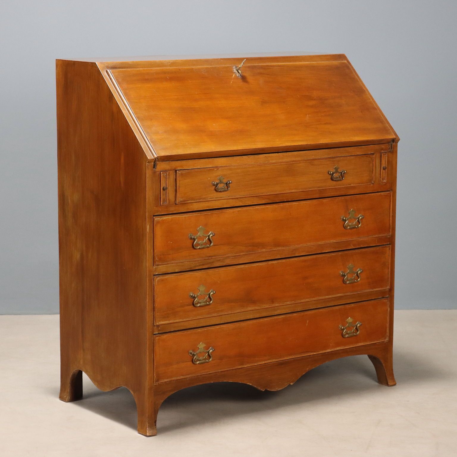 Cabinet à abattant d'époque, placage d'acajou, Italie, début du XXe siècle