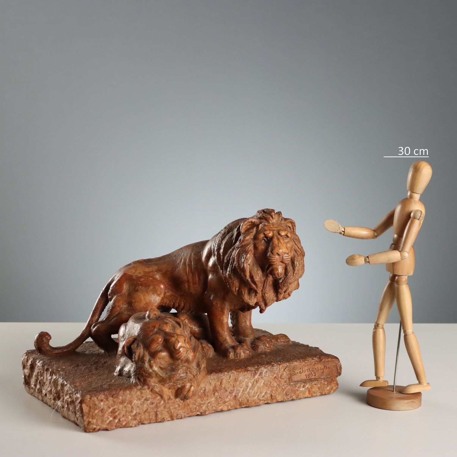 Antiek sculptuur marmeren leeuwen Italië XX eeuw photo furniture