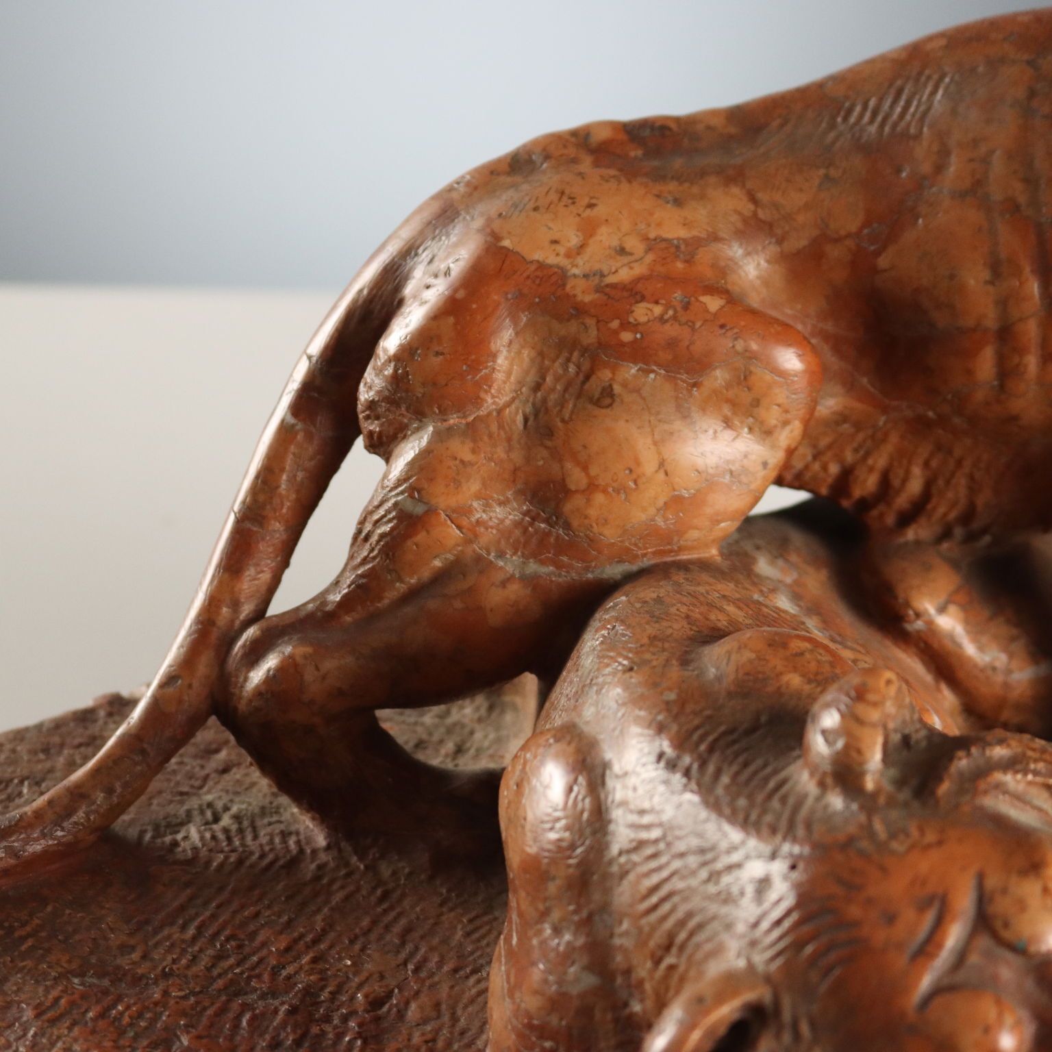 Antiek sculptuur marmeren leeuwen Italië XX eeuw photo vinterior