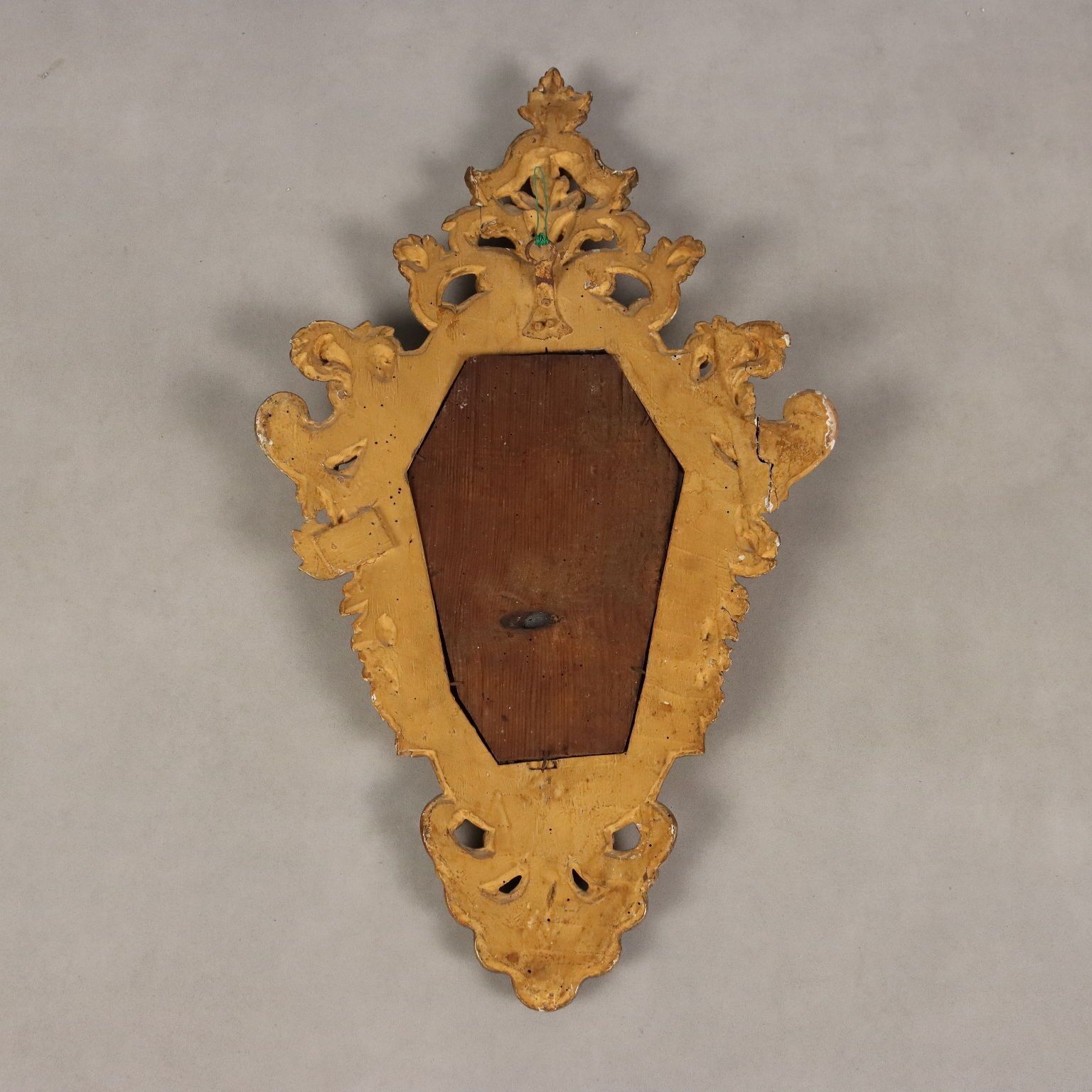 2240.0 Petits miroirs d'époque en bois doré et fer, Italie, XVIIIe siècle photo