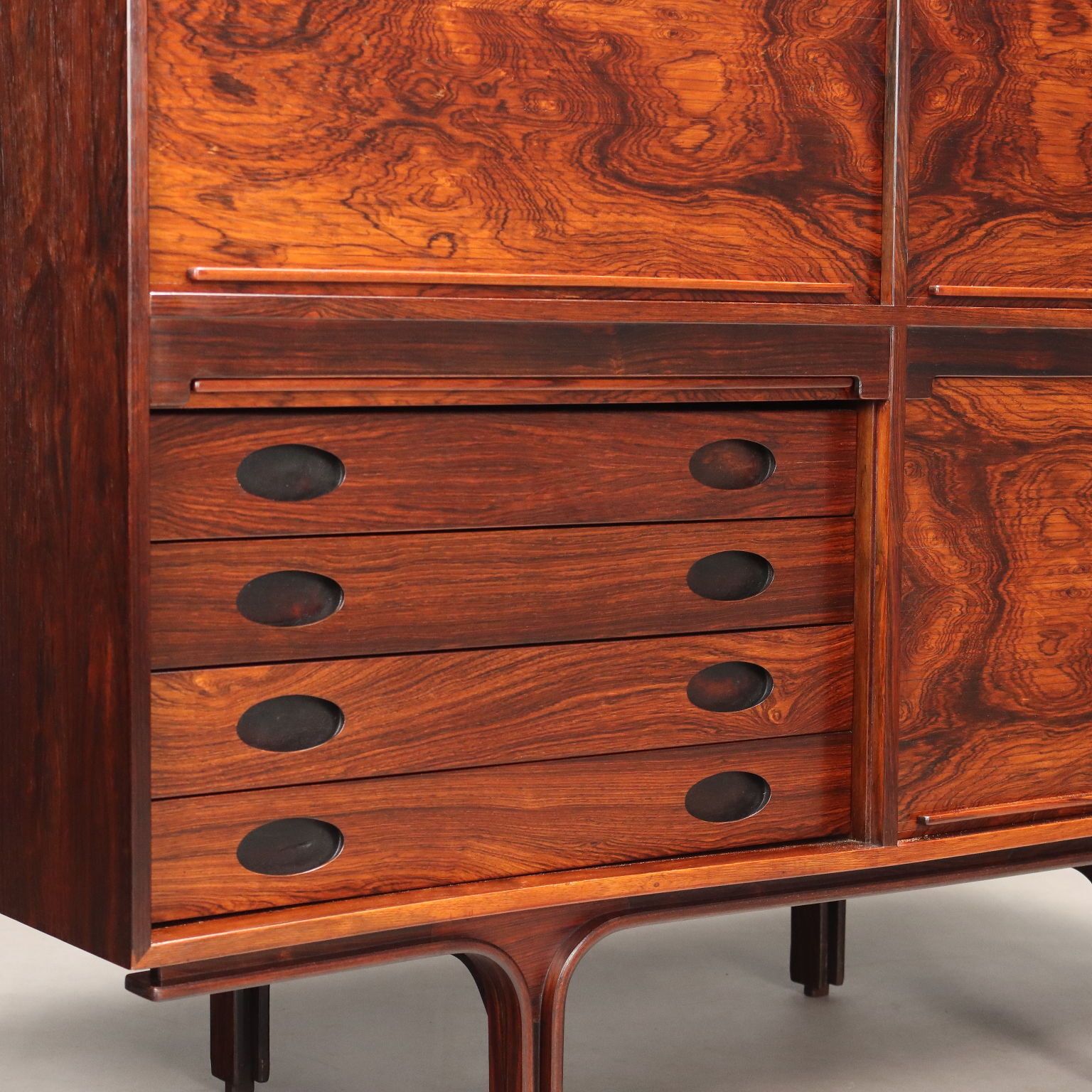 photo furniture Vintage Highboard Bernini 504 Design Gianfranco Frattini 1960s