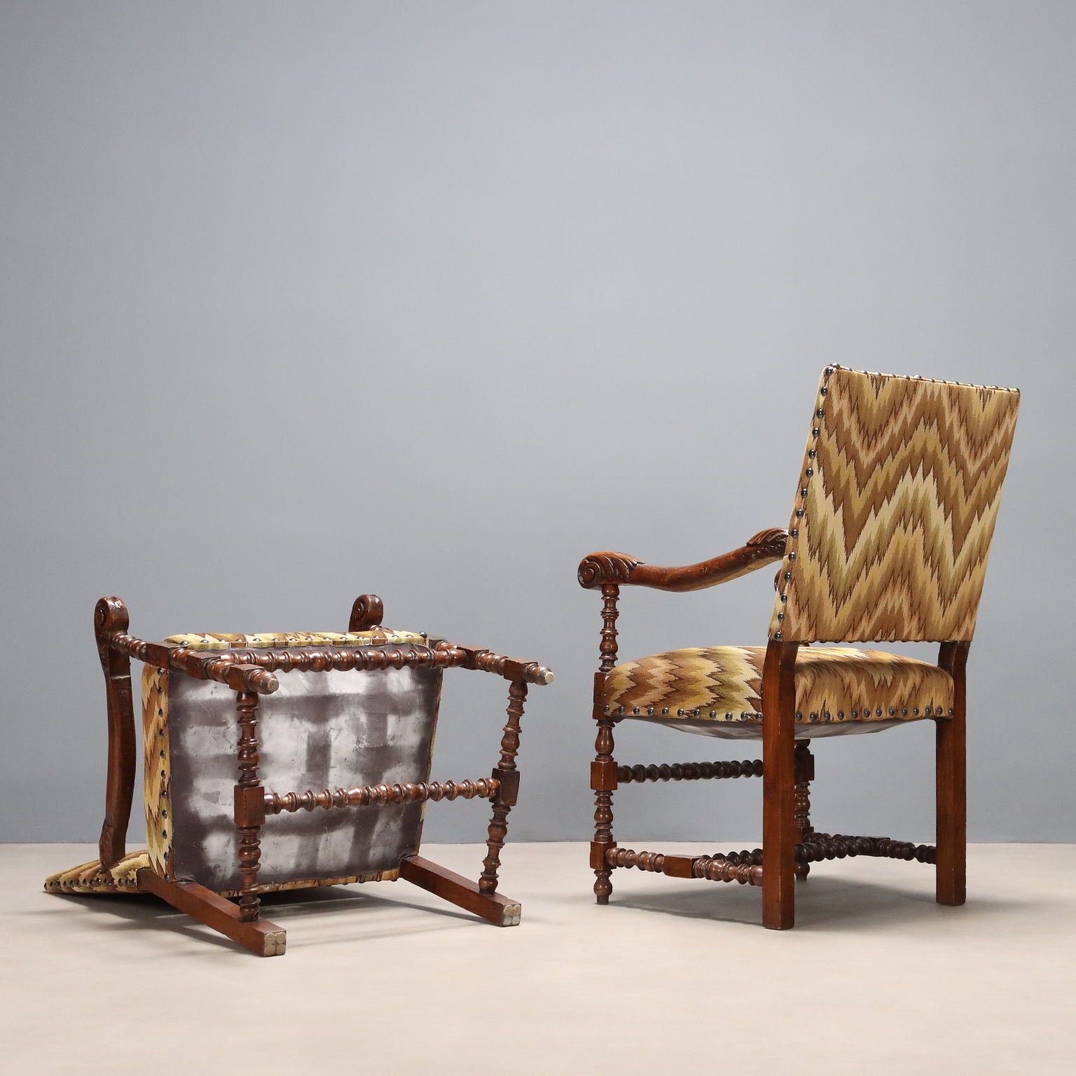 Fauteuils baroques en hêtre et tilleul, tissu, XVIIIe siècle photo vintage