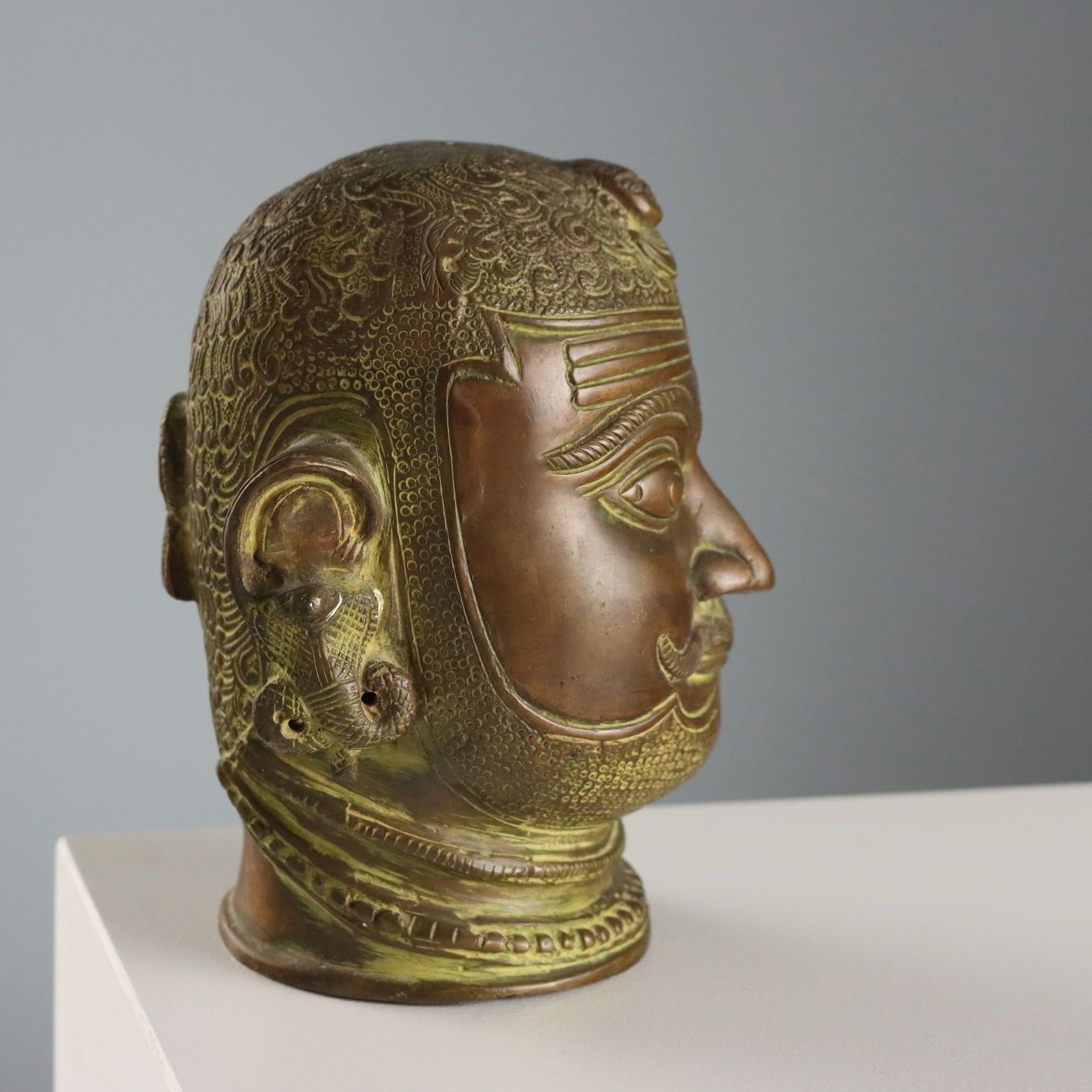 Tête de Shiva Mukhalingam en bronze d'époque, Inde, XXe siècle photo 210.0