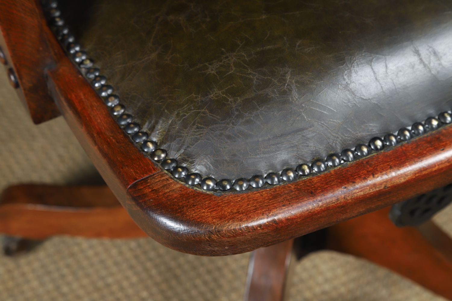 English Edwardian Beech & Green Leather Revolving Office Desk Arm Chair (Circa 1910) photo vinterior