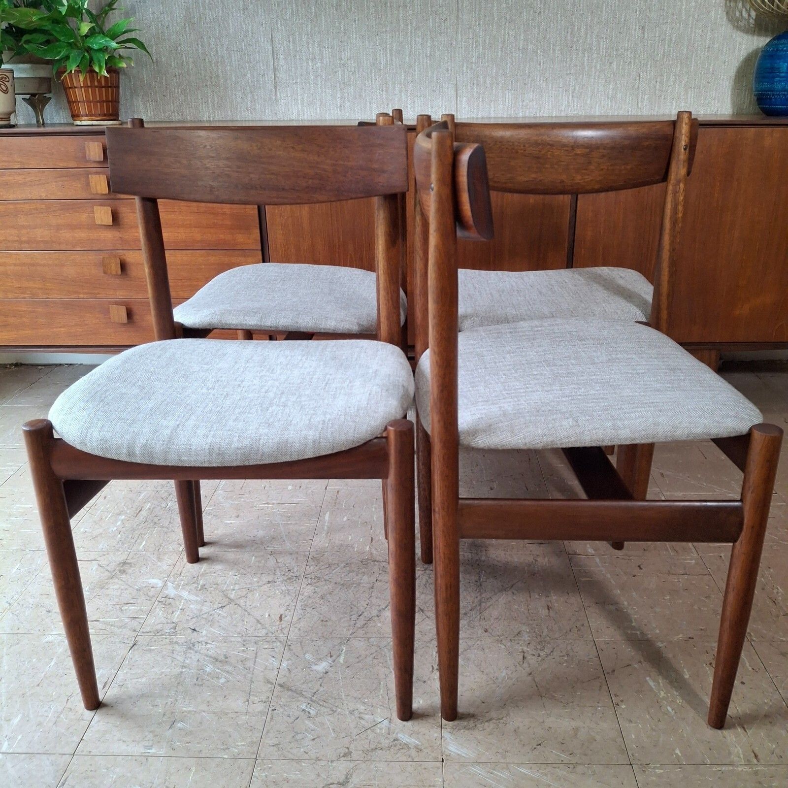 Fab Vintage Set Of 4 Parker Nordic Australian Teak Dining Chairs Neutral Fabric photo vintage