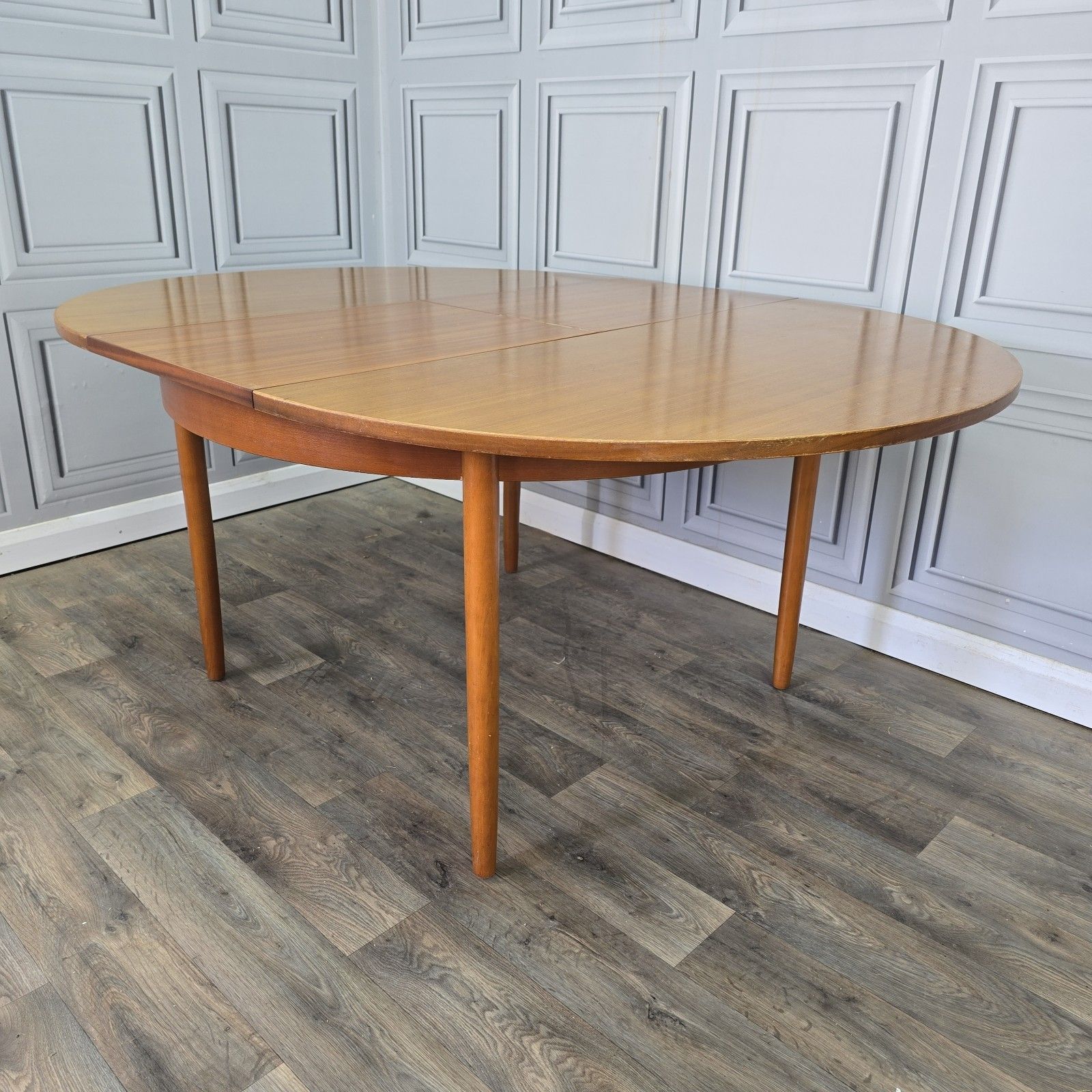 photo vintage Vintage Extending Dining Table Teak Veneer Round Mid Century Retro Mcm Kitchen