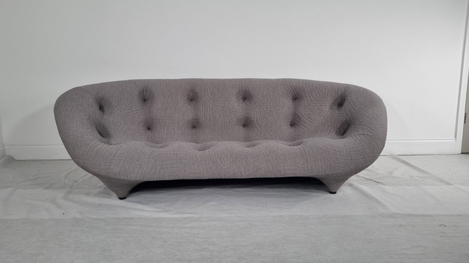 Furniture A Stunning Pair Of Ligne Roset Ploum Sofas In Appa Ulster Grey In Excellent Cond photo