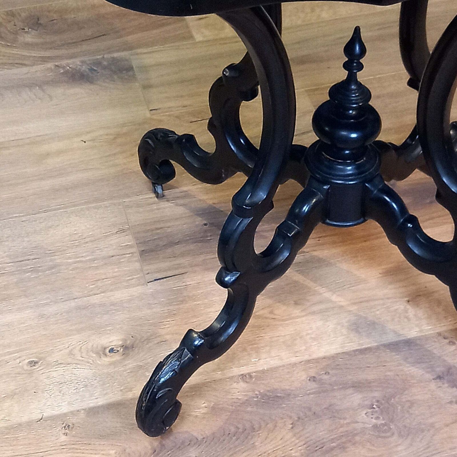 Antique Wine Table, Dutch William III In Horrix Style photo vinterior