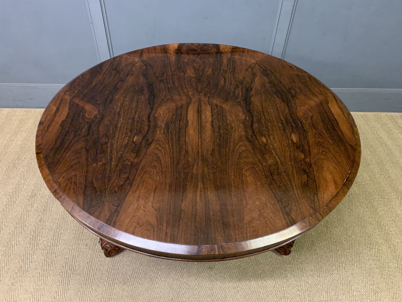 William IV Rosewood Loo Table photo vinterior