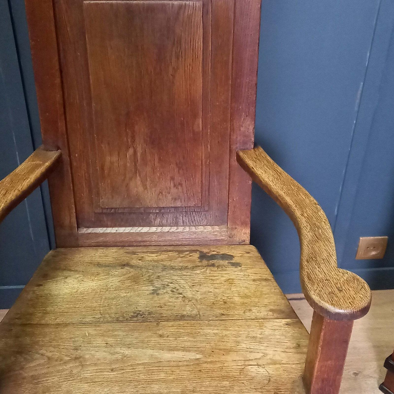 Furniture Wainscott Chair, 1700s photo